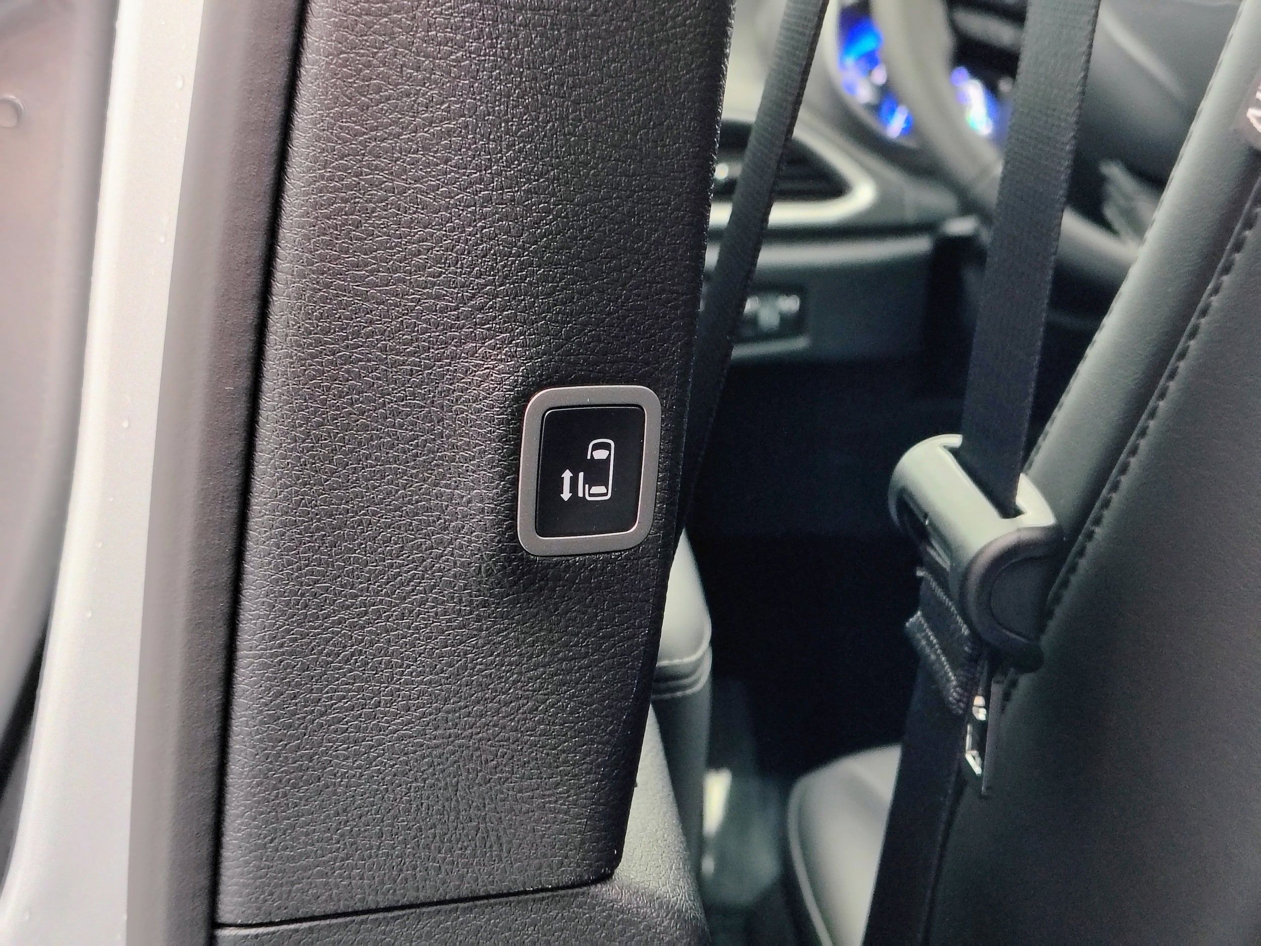 2026 Chrysler Pacifica Select - Photo 24