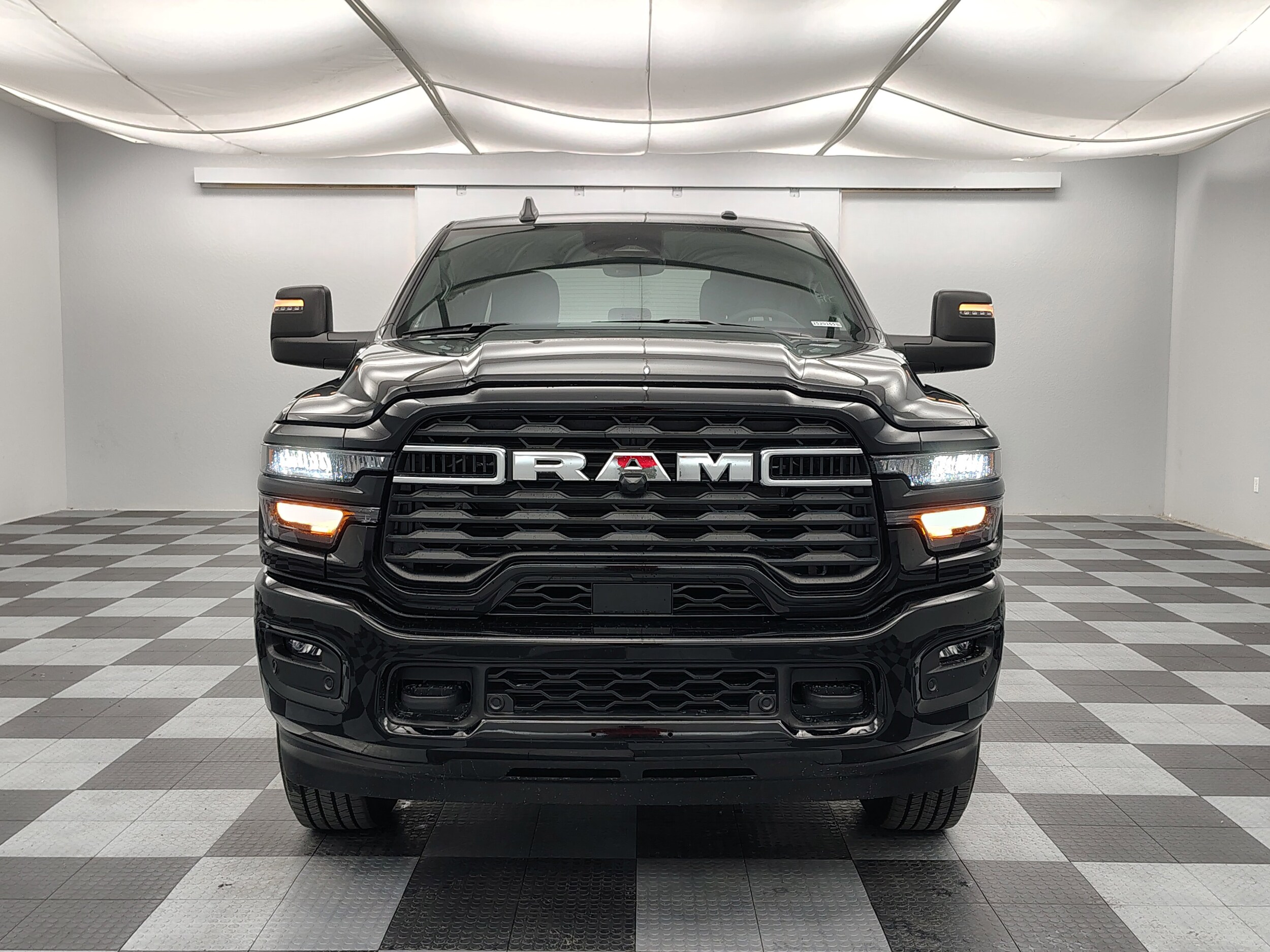 2025 Ram 2500 Big Horn photo 2