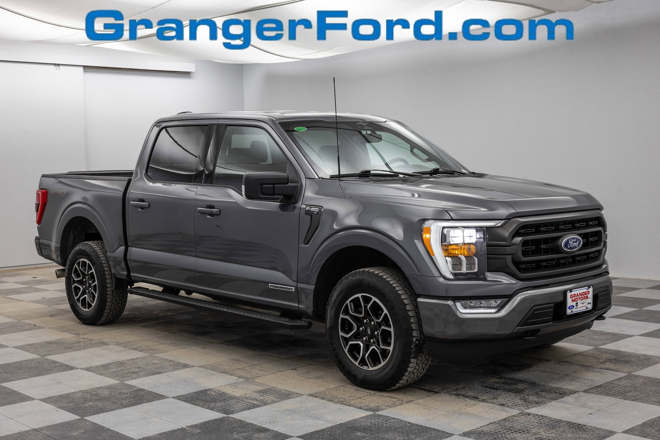 2023 Ford F-150 XLT's photo