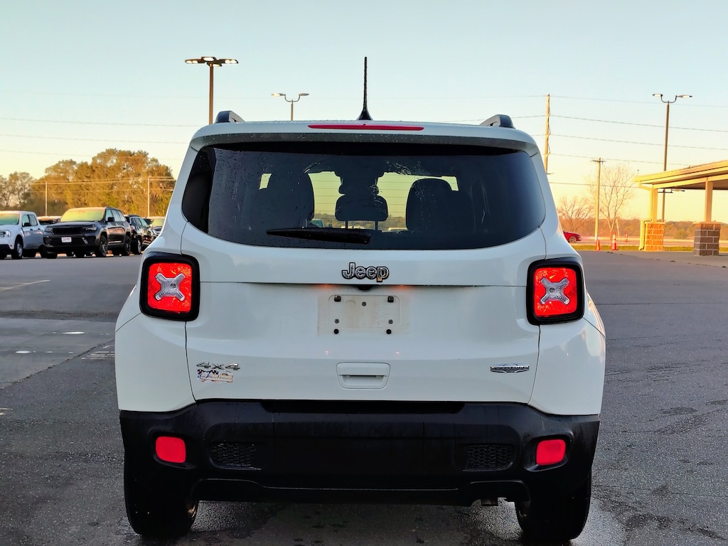 Used 2018 Jeep Renegade Latitude 4x4 SUV