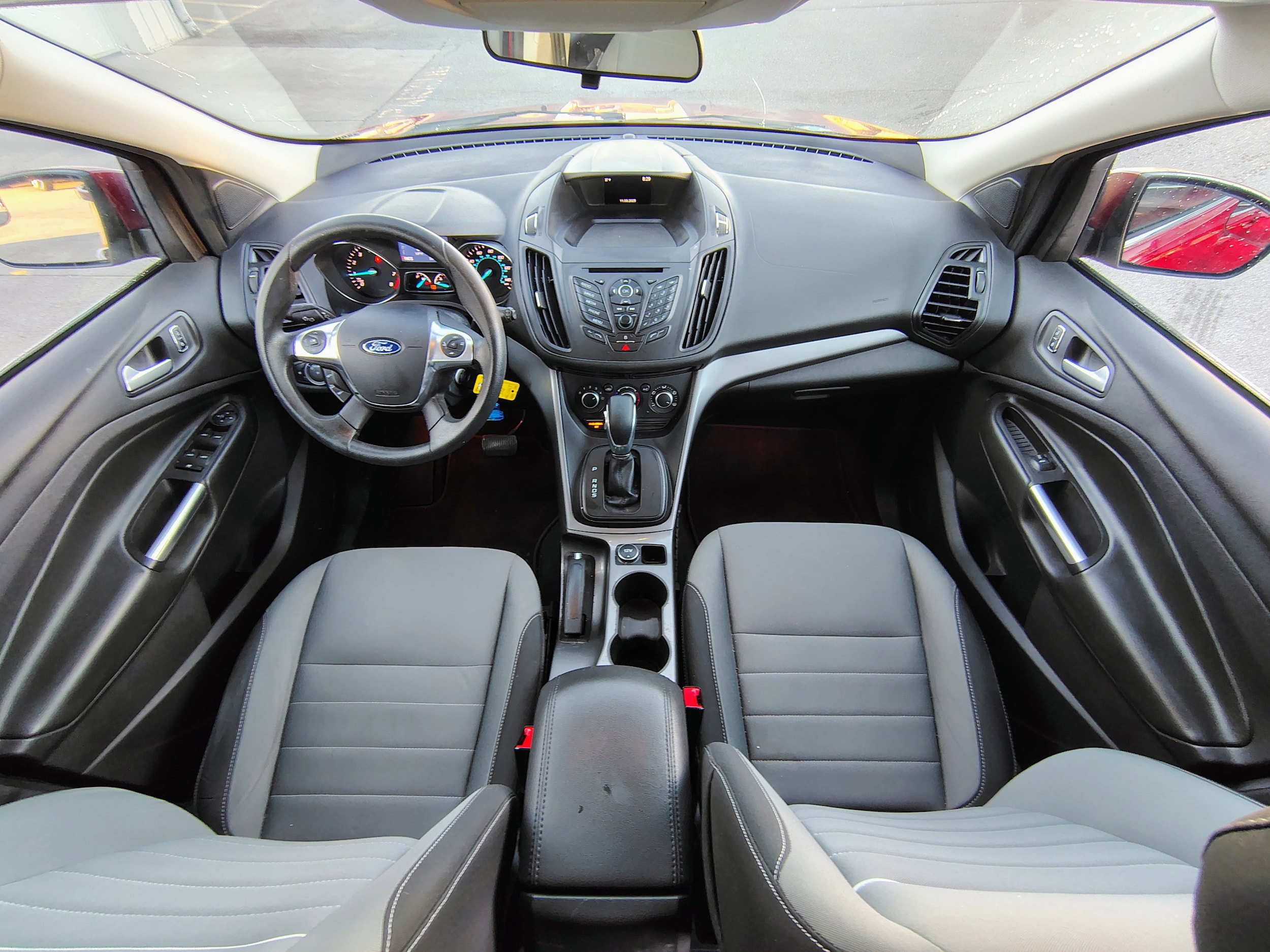 Used 2015 Ford Escape SE with VIN 1FMCU0GX8FUC57893 for sale in Granger, IA