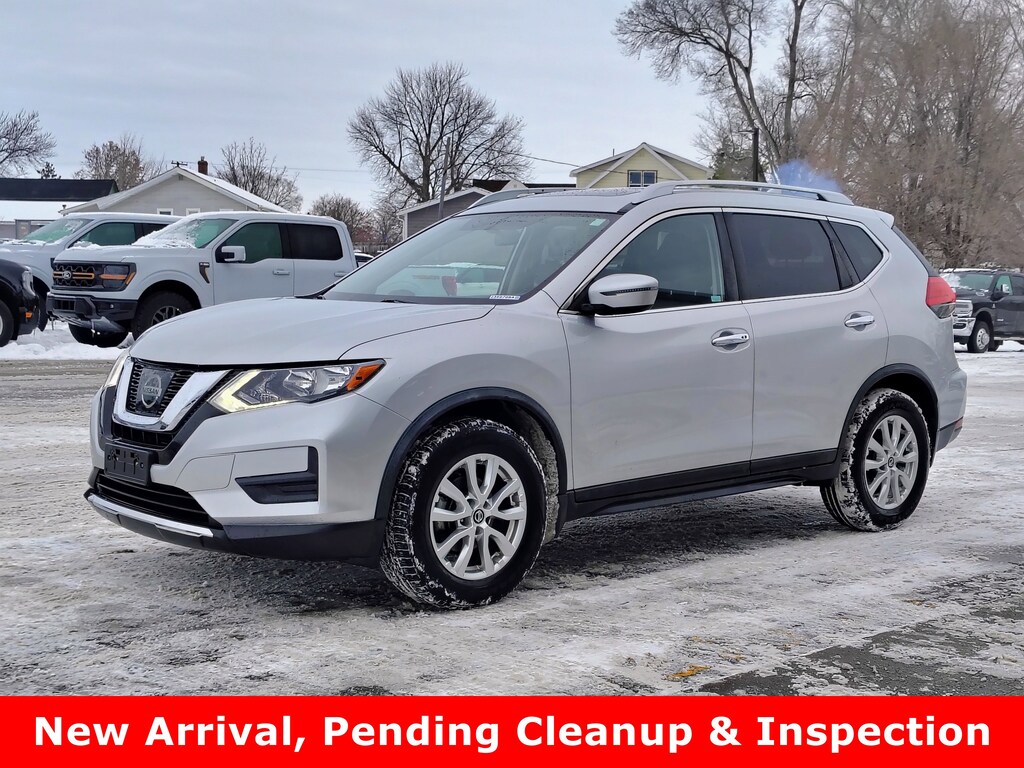 Used 2017 Nissan Rogue SV SUV