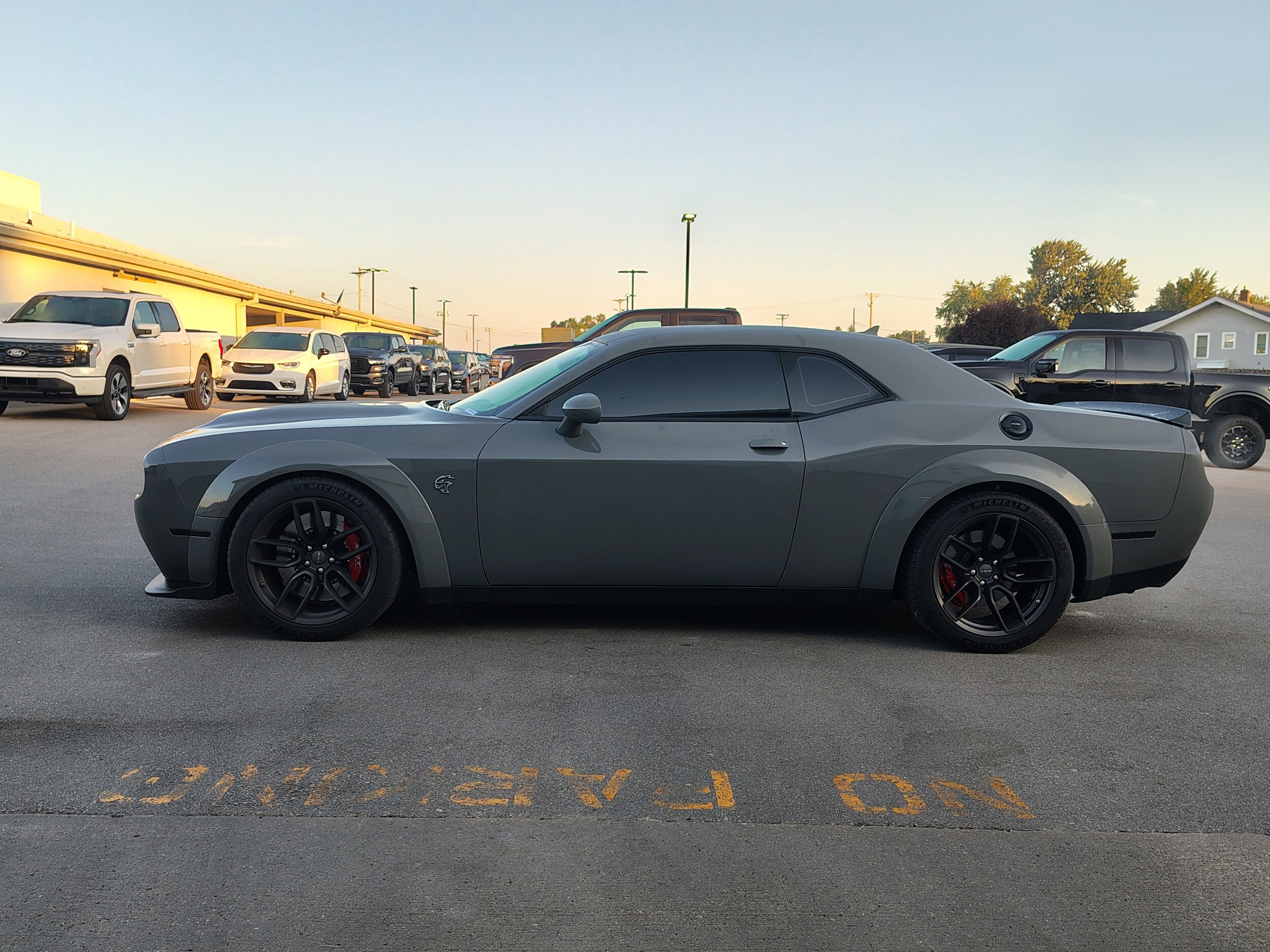 2023 Dodge Challenger SRT8 Hellcat Widebody photo 4