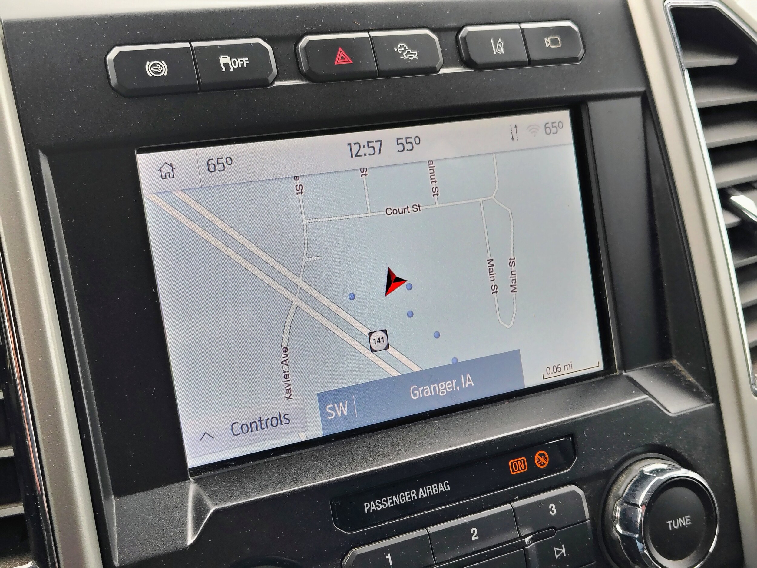 2020 Ford F-350 Lariat photo 3