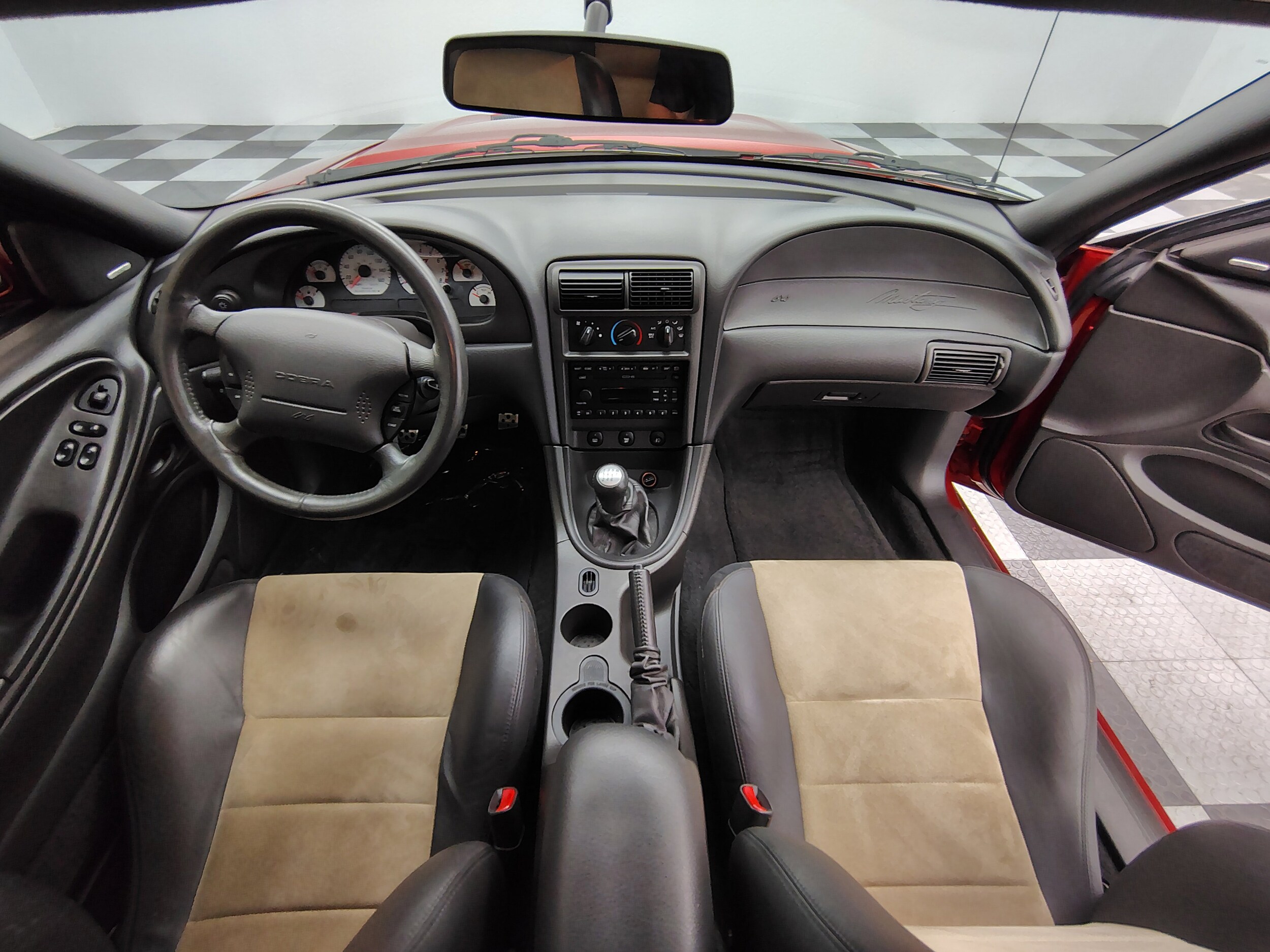 2003 Ford Mustang Cobra photo 2
