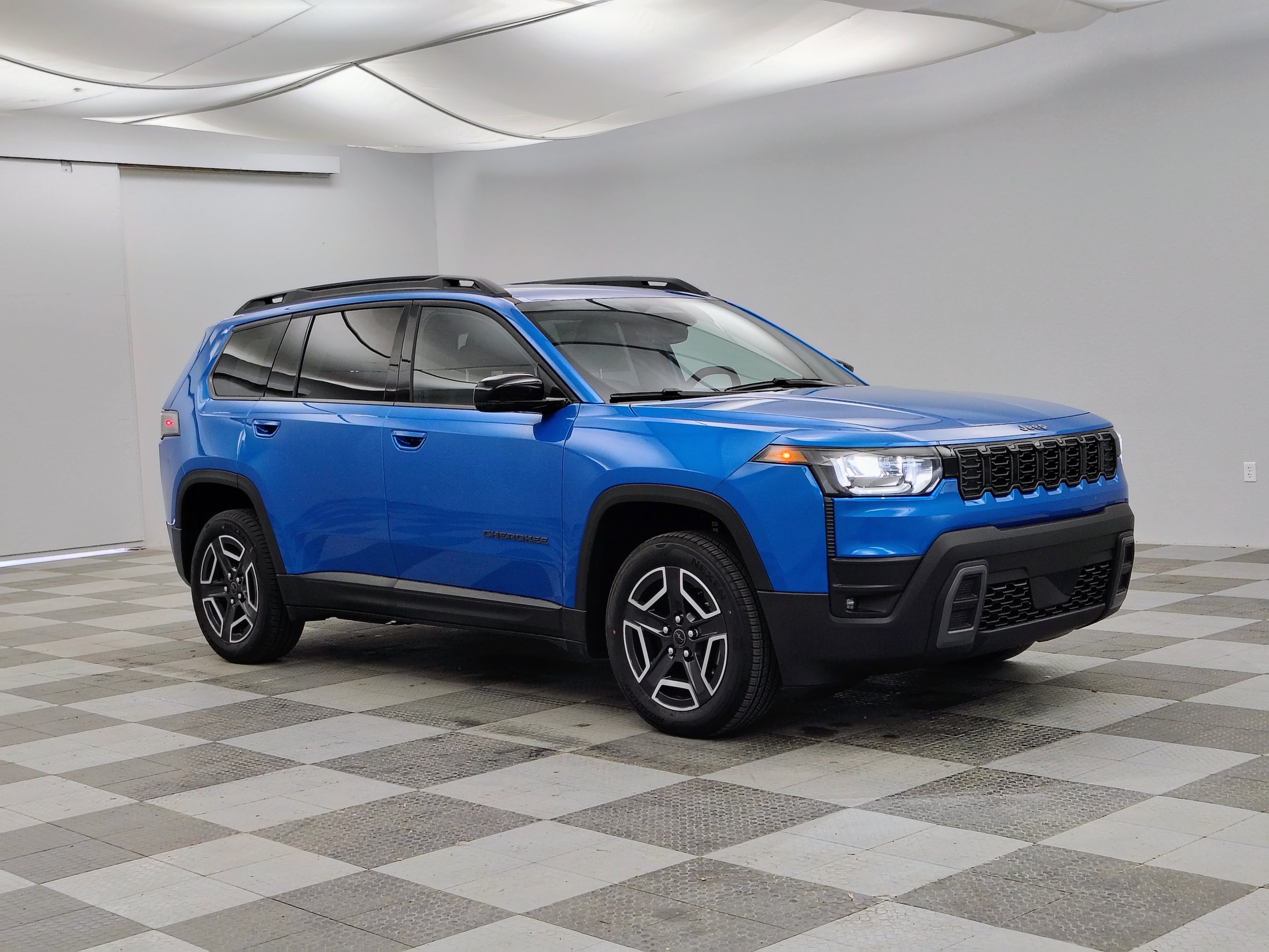 2026 Jeep Cherokee Limited HEV 4X4's photo