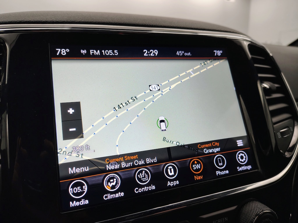 Used 2021 Jeep Grand Cherokee Laredo SUV