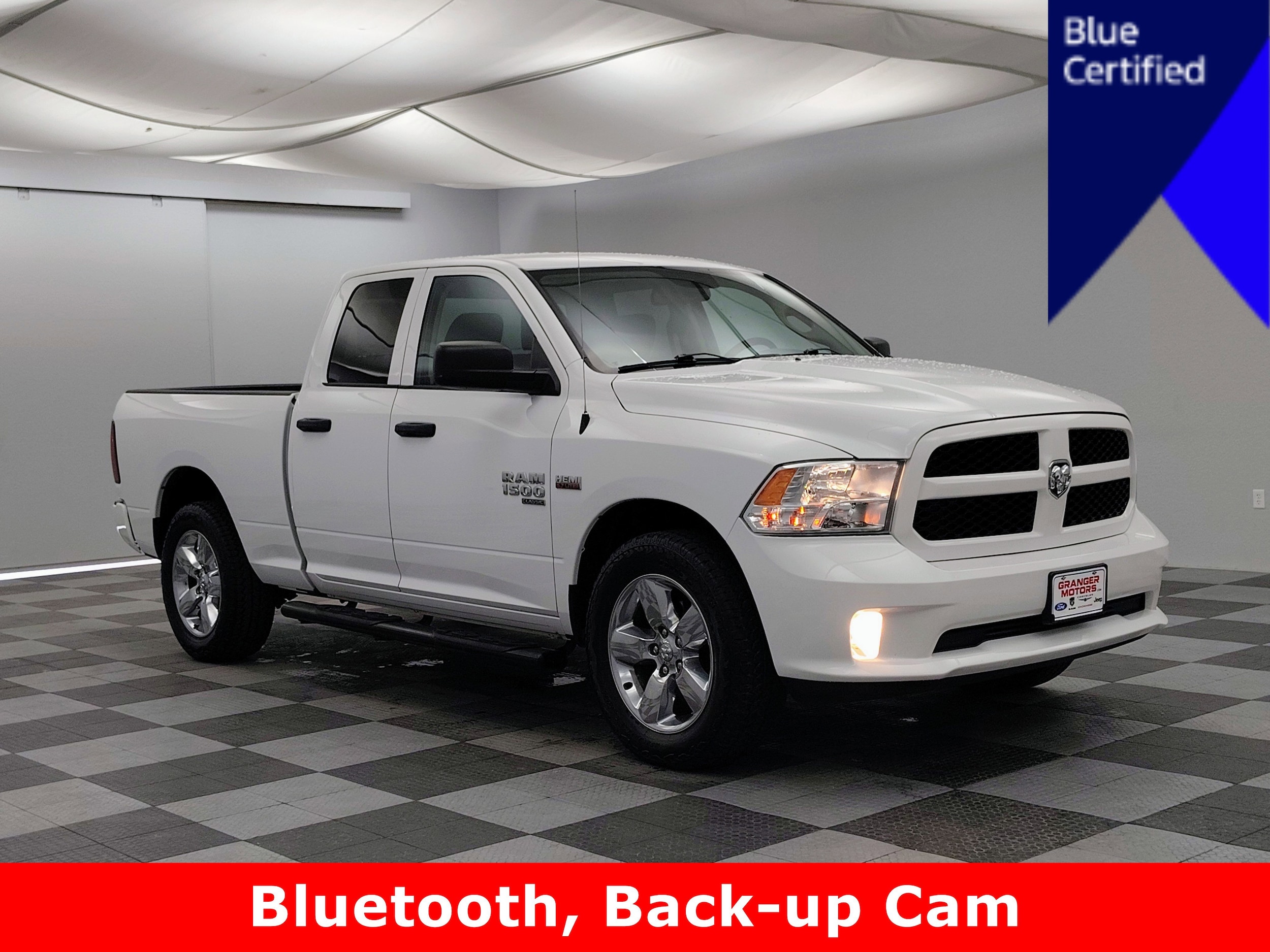2019 RAM 1500 Classic Express 4x4 Quad Cab 6'4's photo
