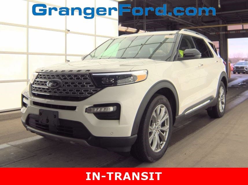 2023 Ford Explorer Limited's photo