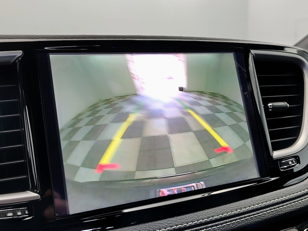 New 2026 Chrysler Pacifica Select Van