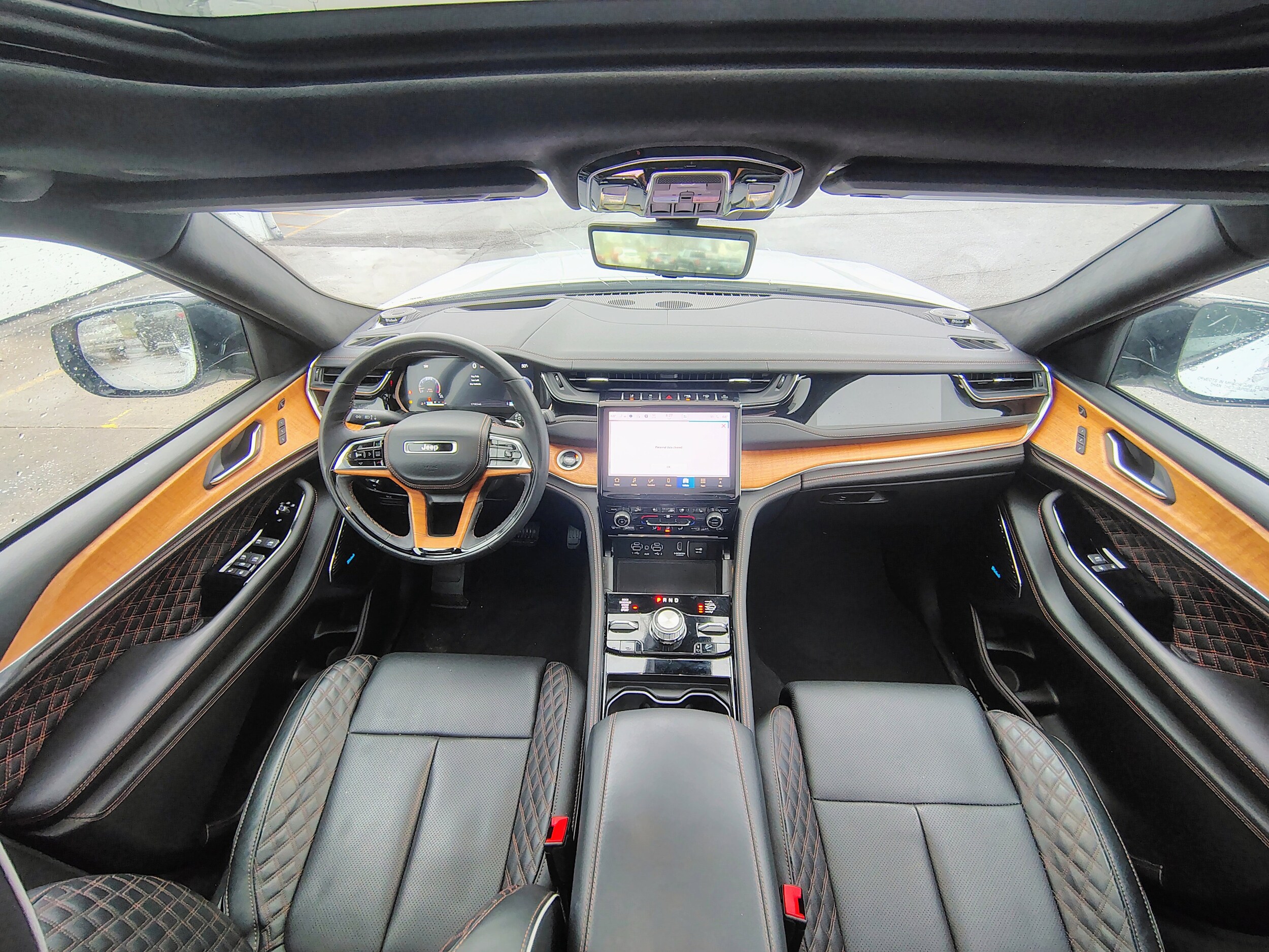 2024 Jeep Grand Cherokee L Summit Reserve photo 2