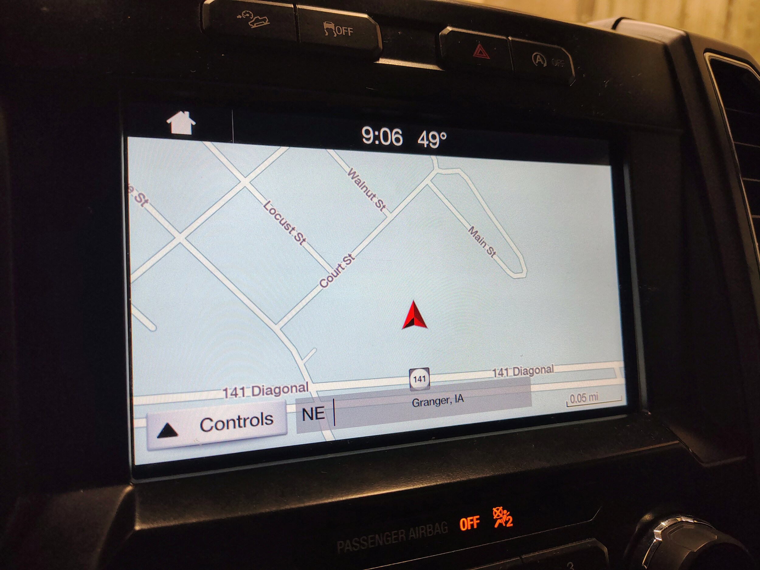 2017 Ford F-150 XLT photo 4