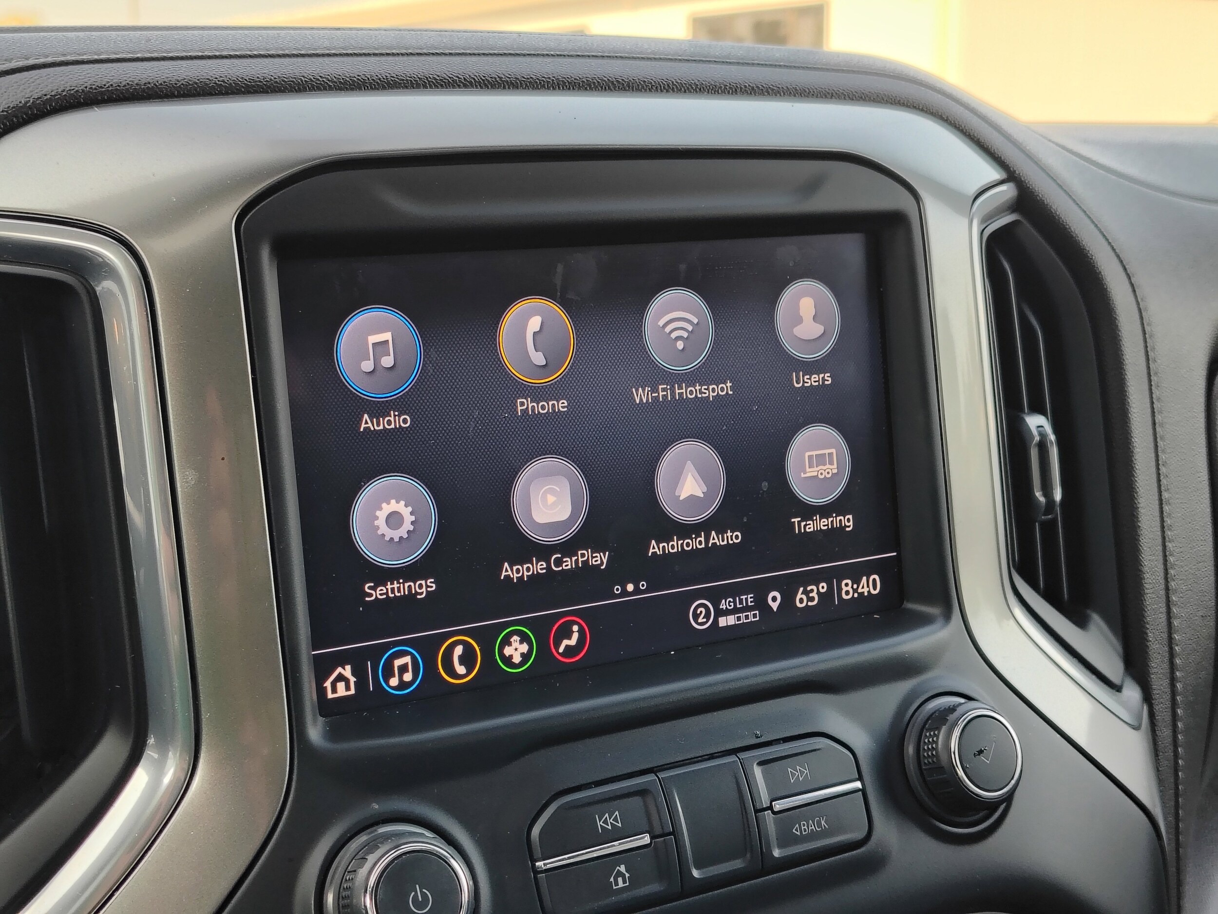 2021 Chevrolet Silverado 1500 RST photo 3