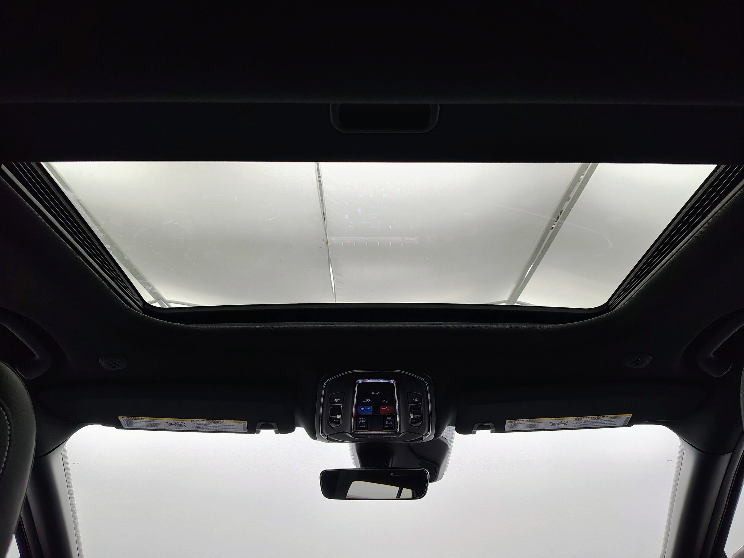 2025 Jeep Grand Cherokee Laredo X photo 3