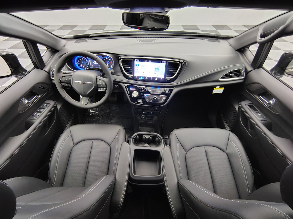 New 2026 Chrysler Pacifica Select Van