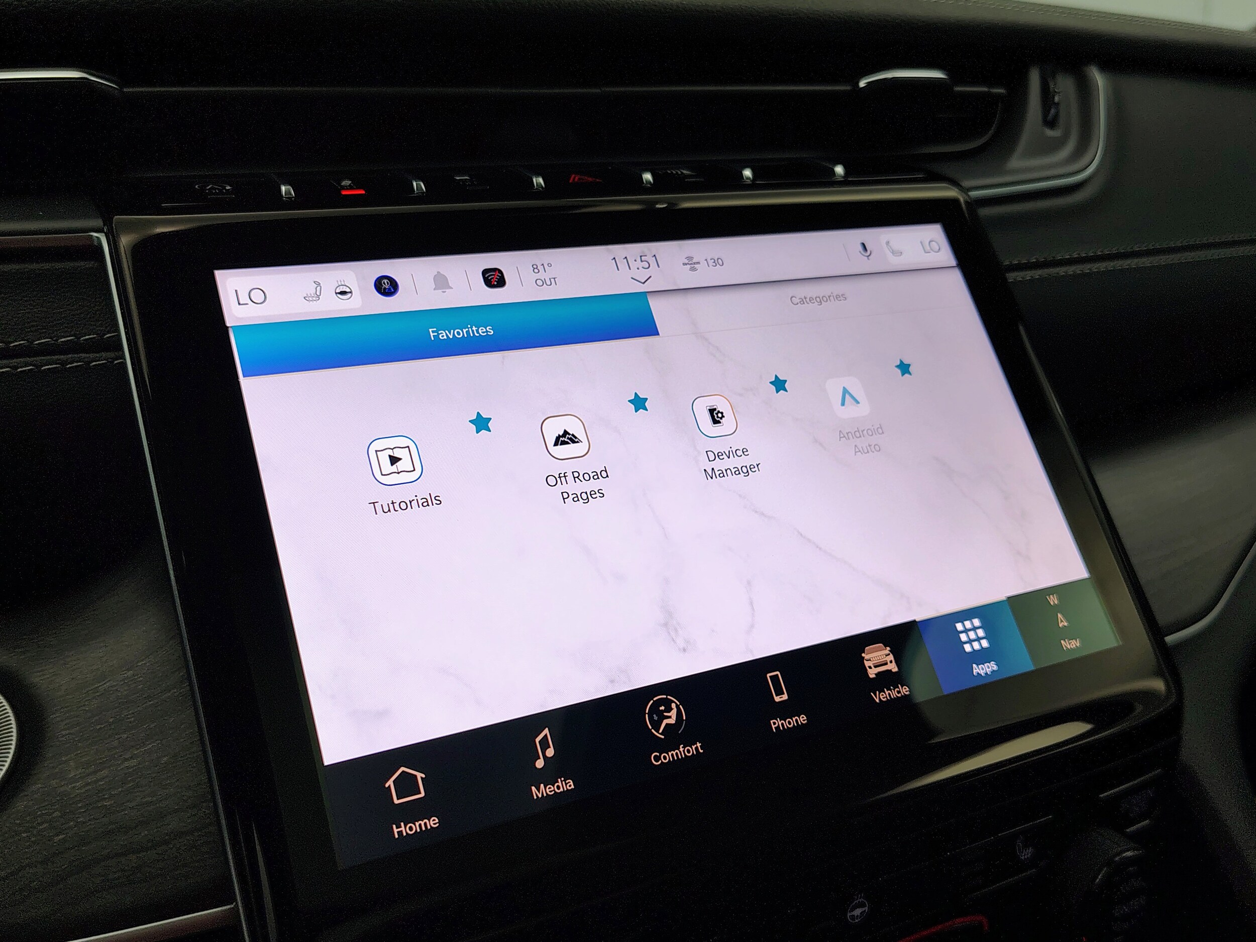 2025 Jeep Grand Cherokee Limited photo 3