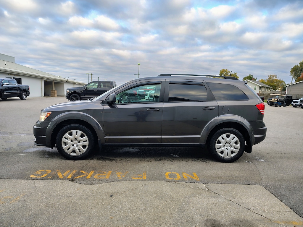 Used 2020 Dodge Journey SE Value SUV