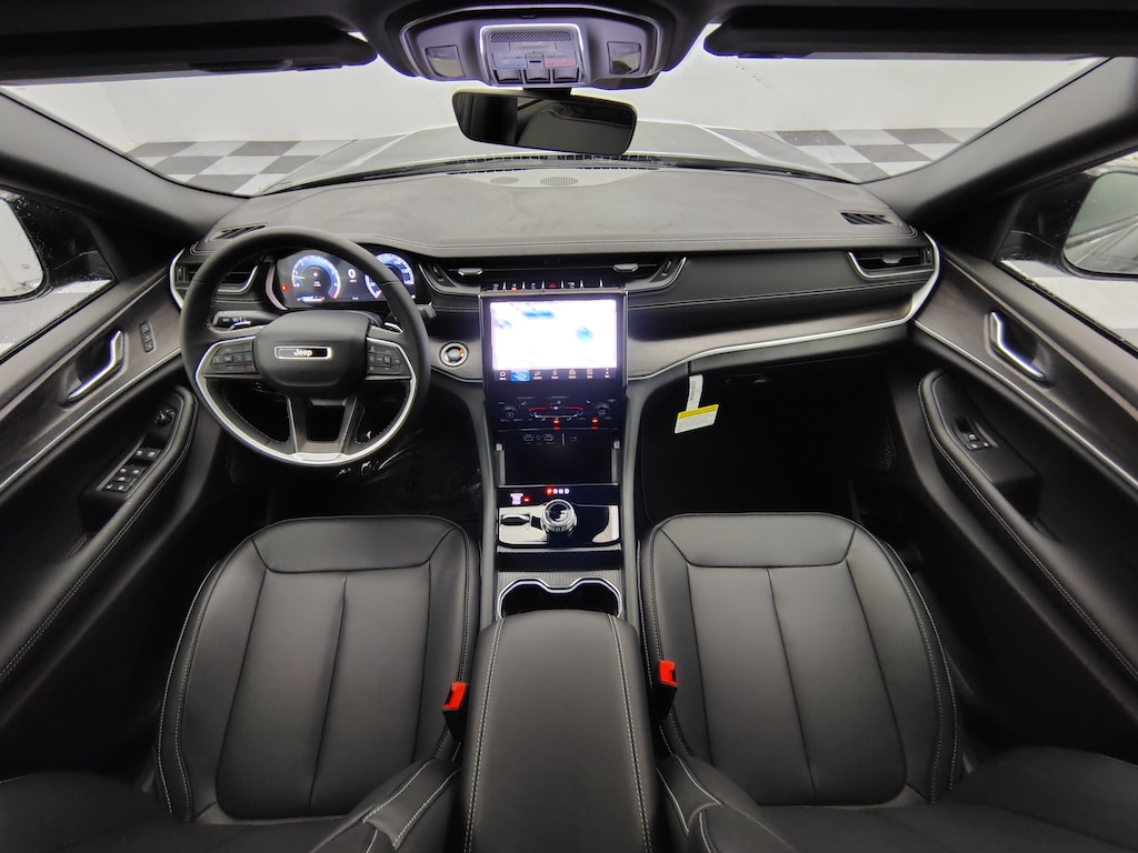 New 2025 Jeep Grand Cherokee Limited SUV