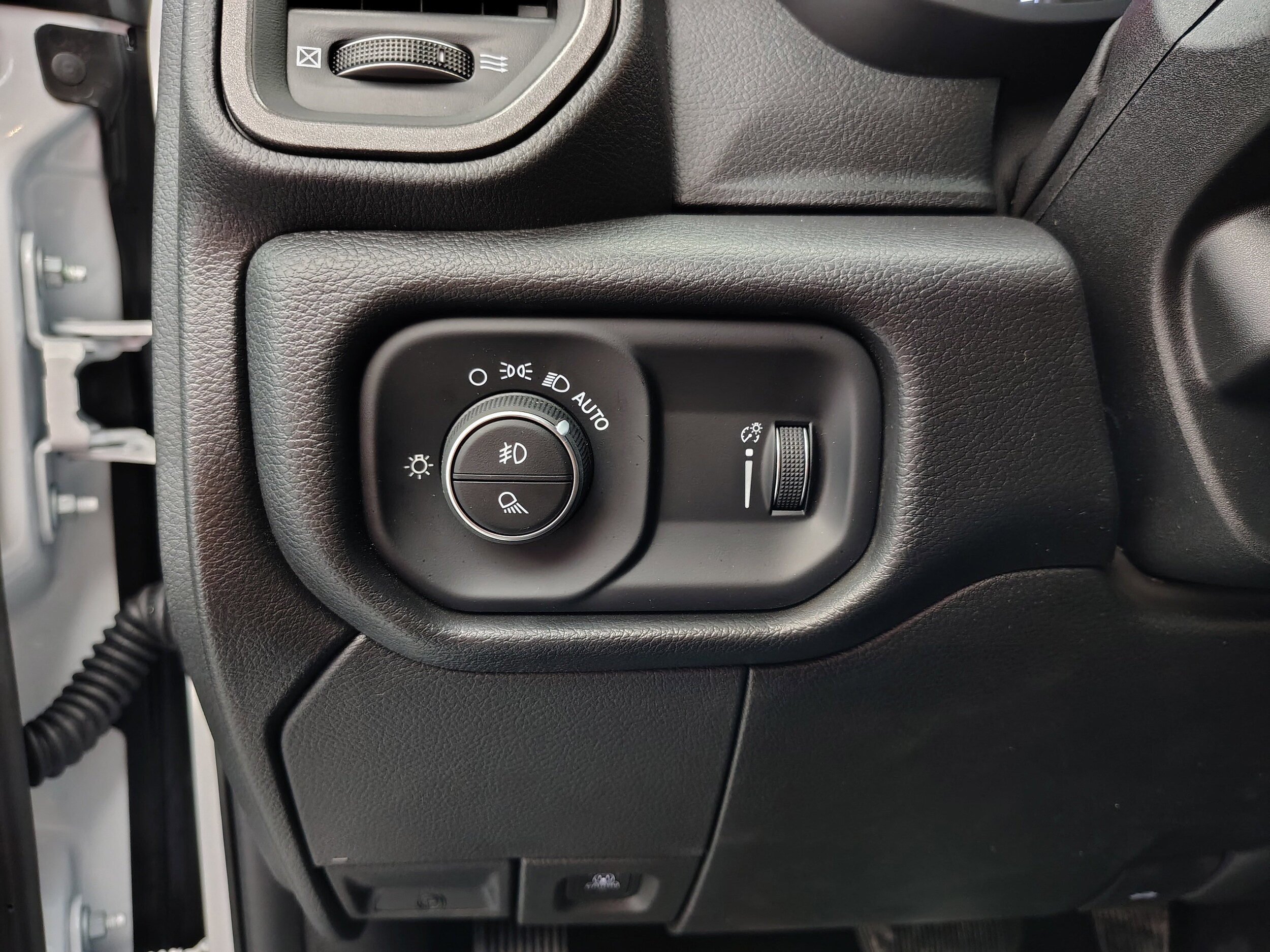 2026 RAM 2500 Tradesman - Photo 37