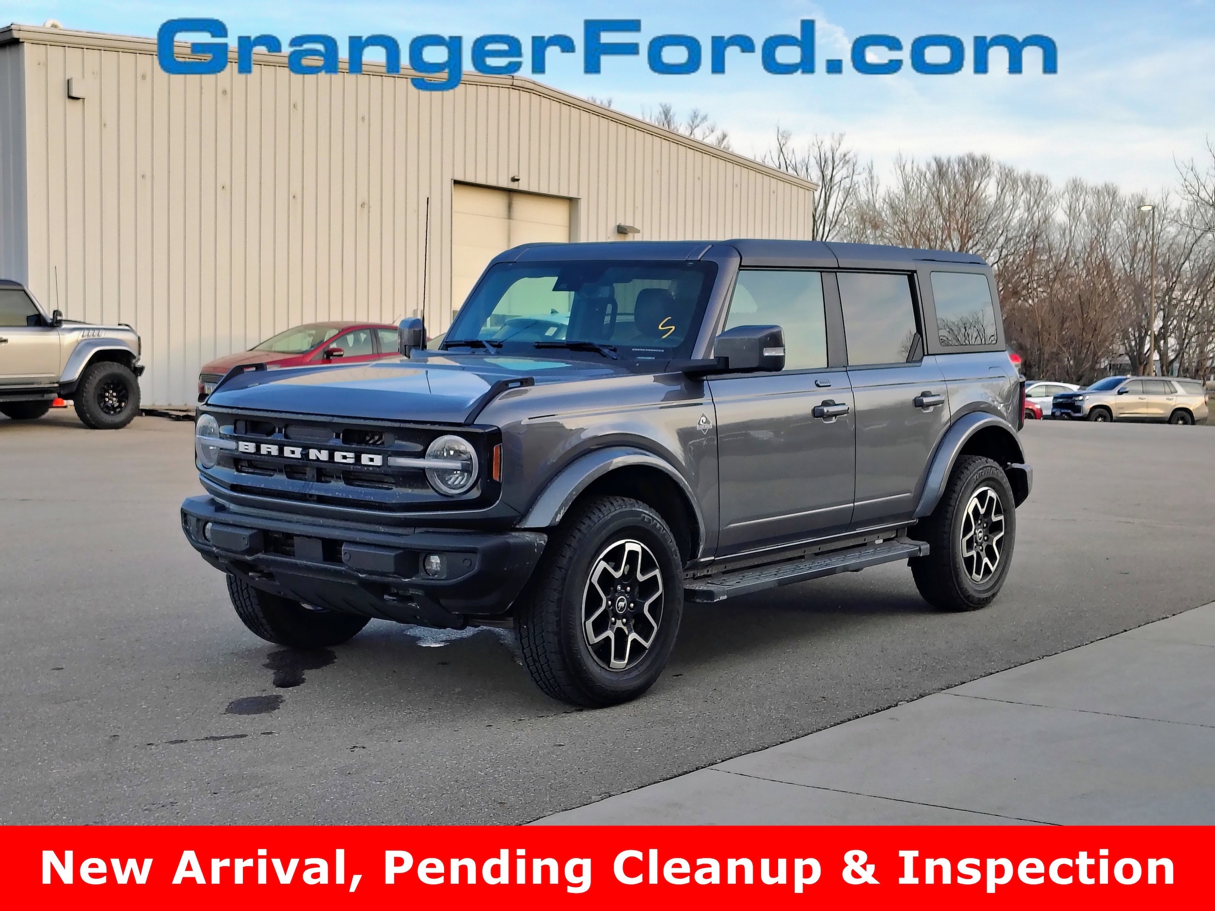 2023 Ford Bronco 4-Door Outer Banks's photo