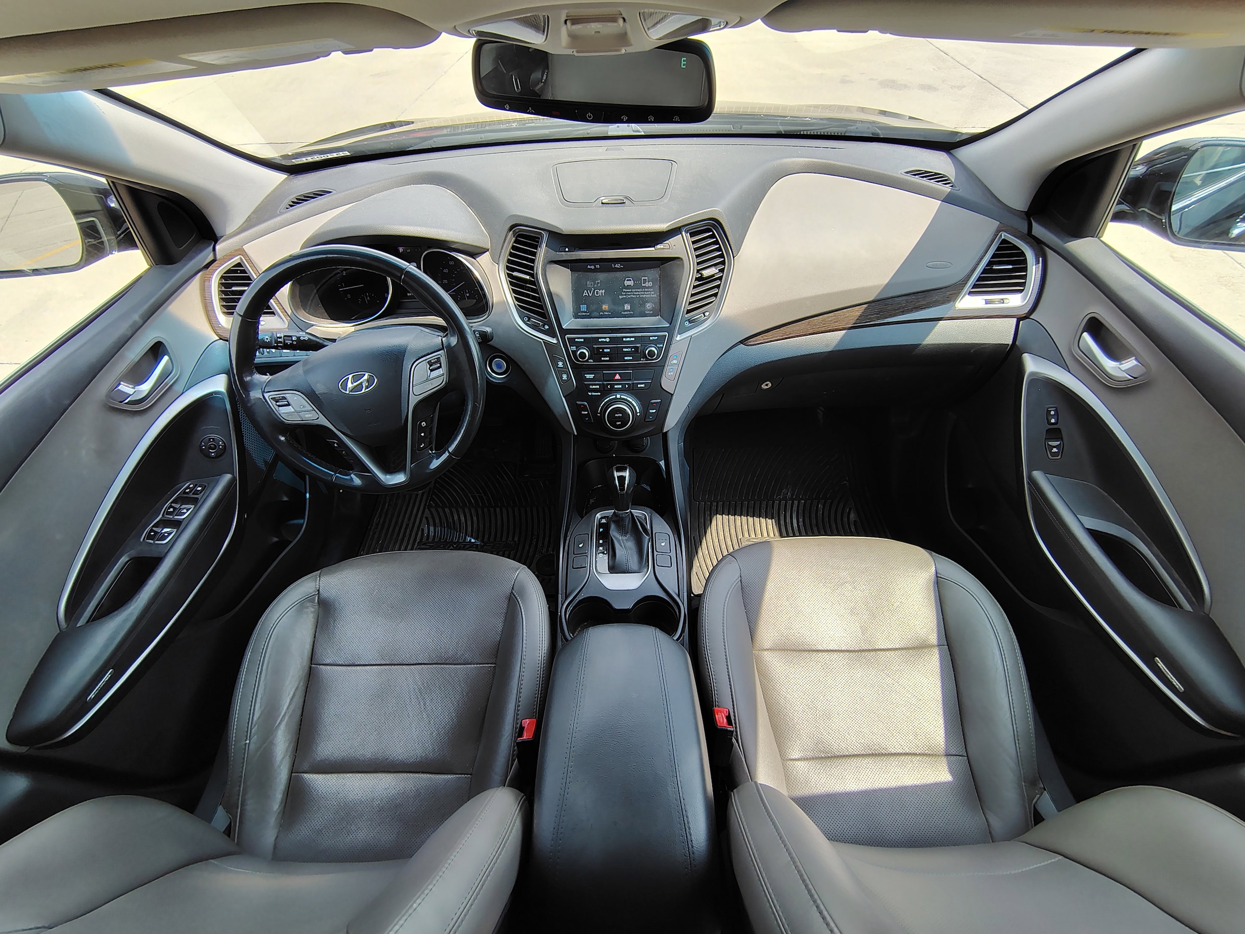 Used 2017 Hyundai Santa Fe Sport with VIN 5NMZU3LB5HH014398 for sale in Granger, IA