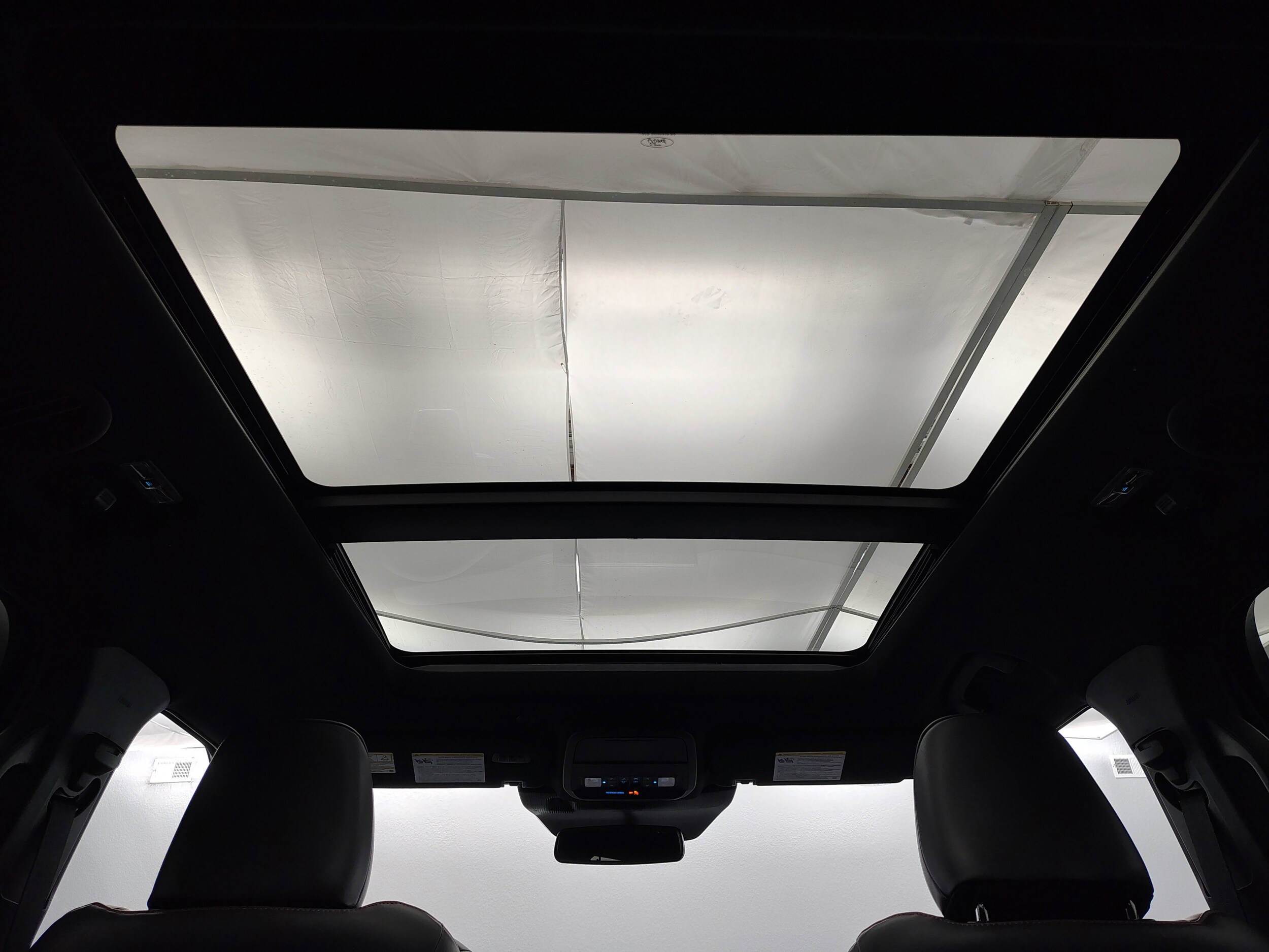 2025 Ford Explorer ST photo 2