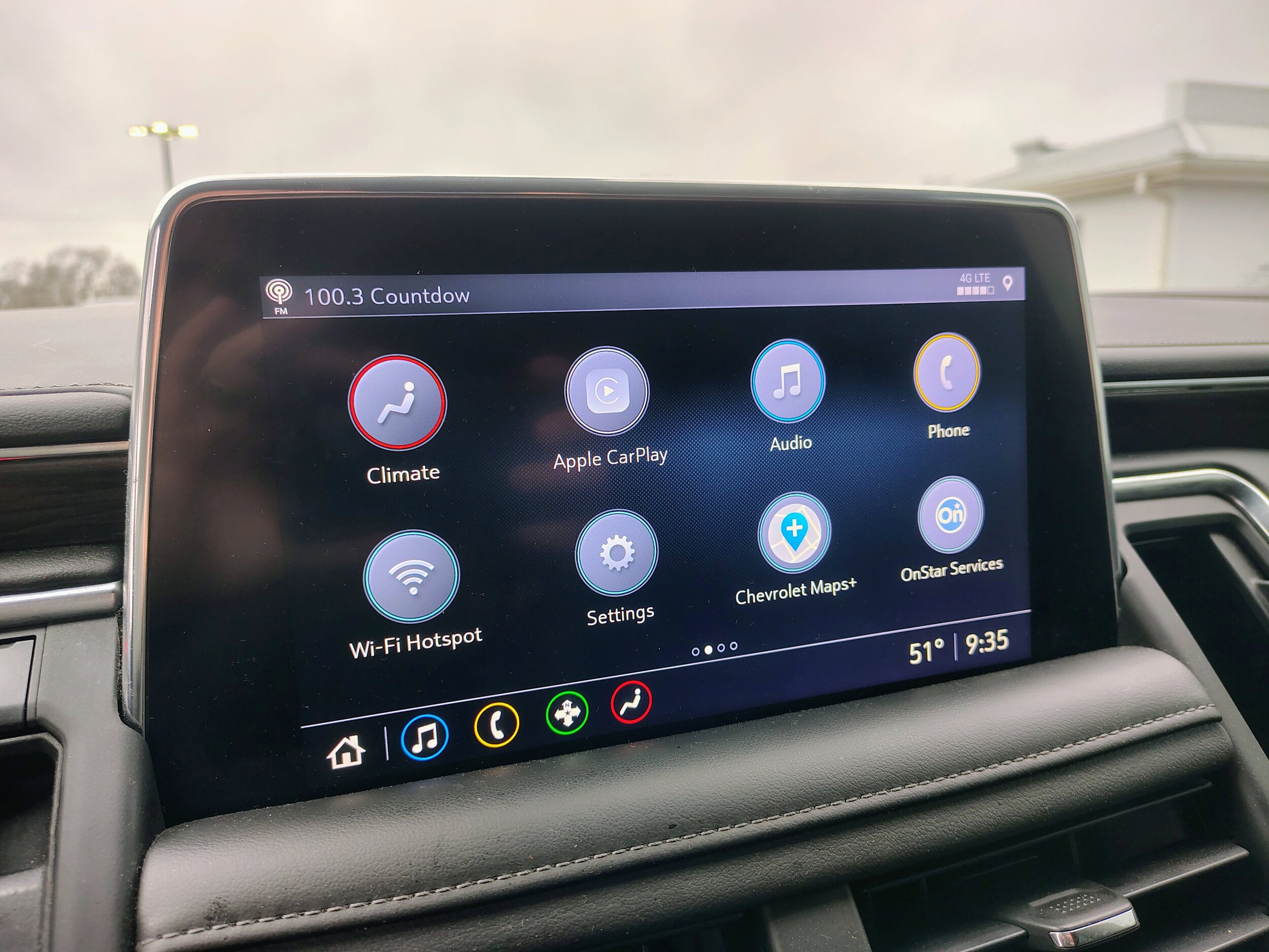 2021 Chevrolet Tahoe Z71 photo 3