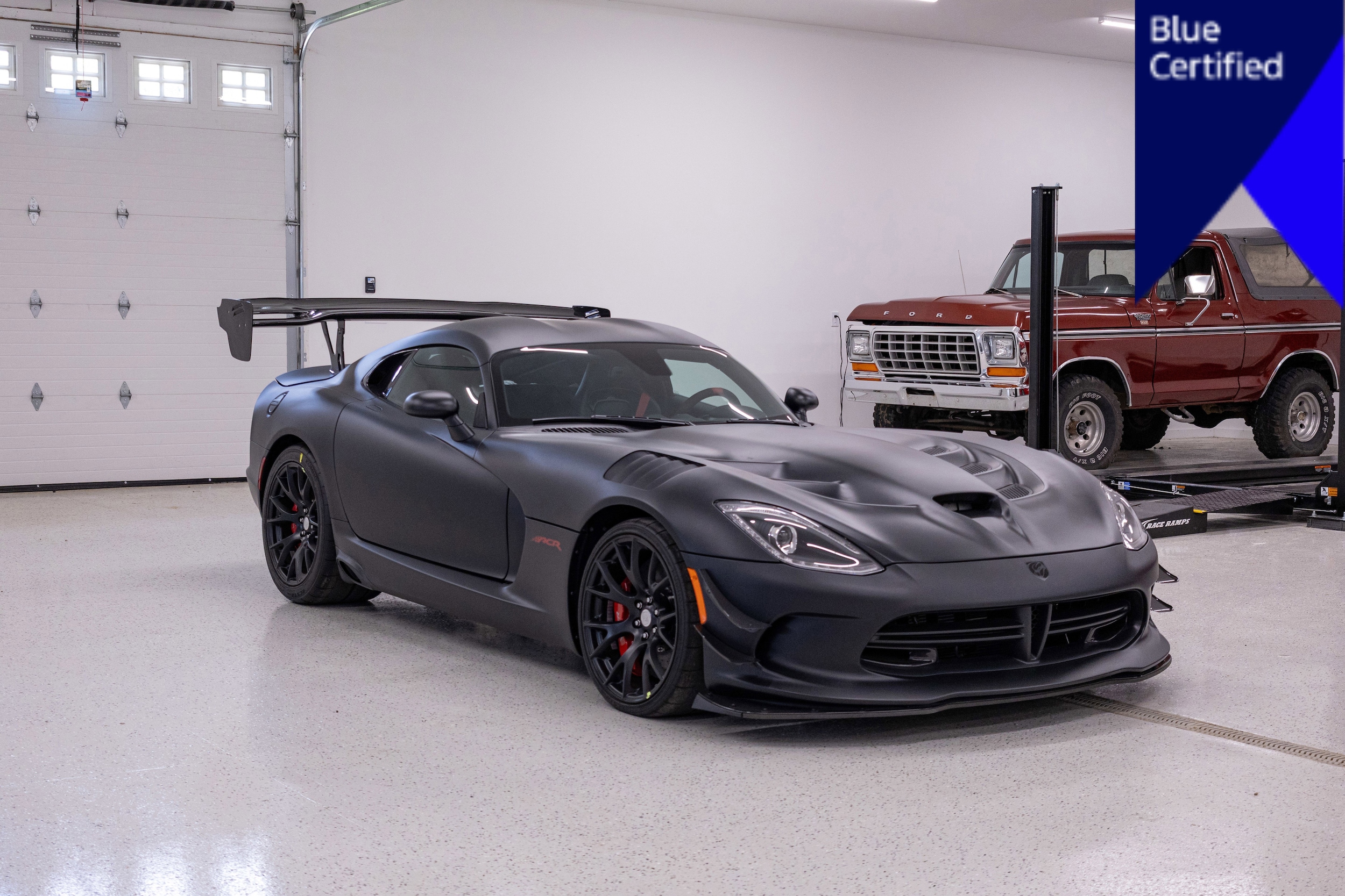2017 Dodge Viper GTC's photo