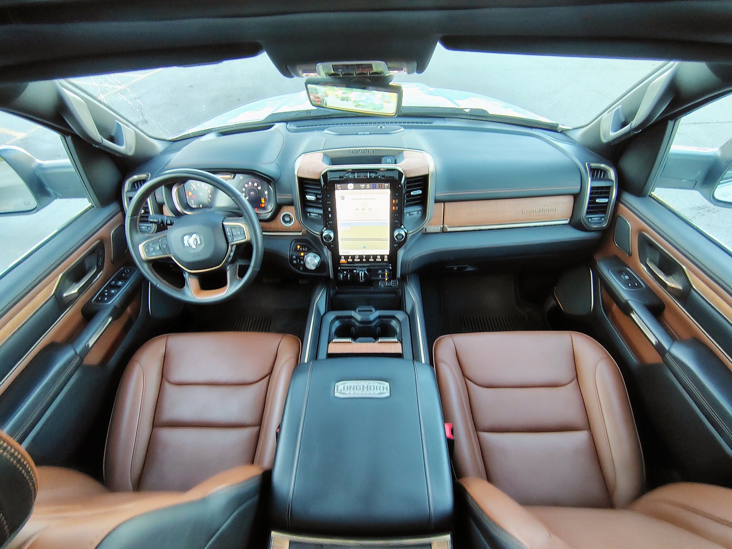 2023 Ram 1500 Longhorn photo 3