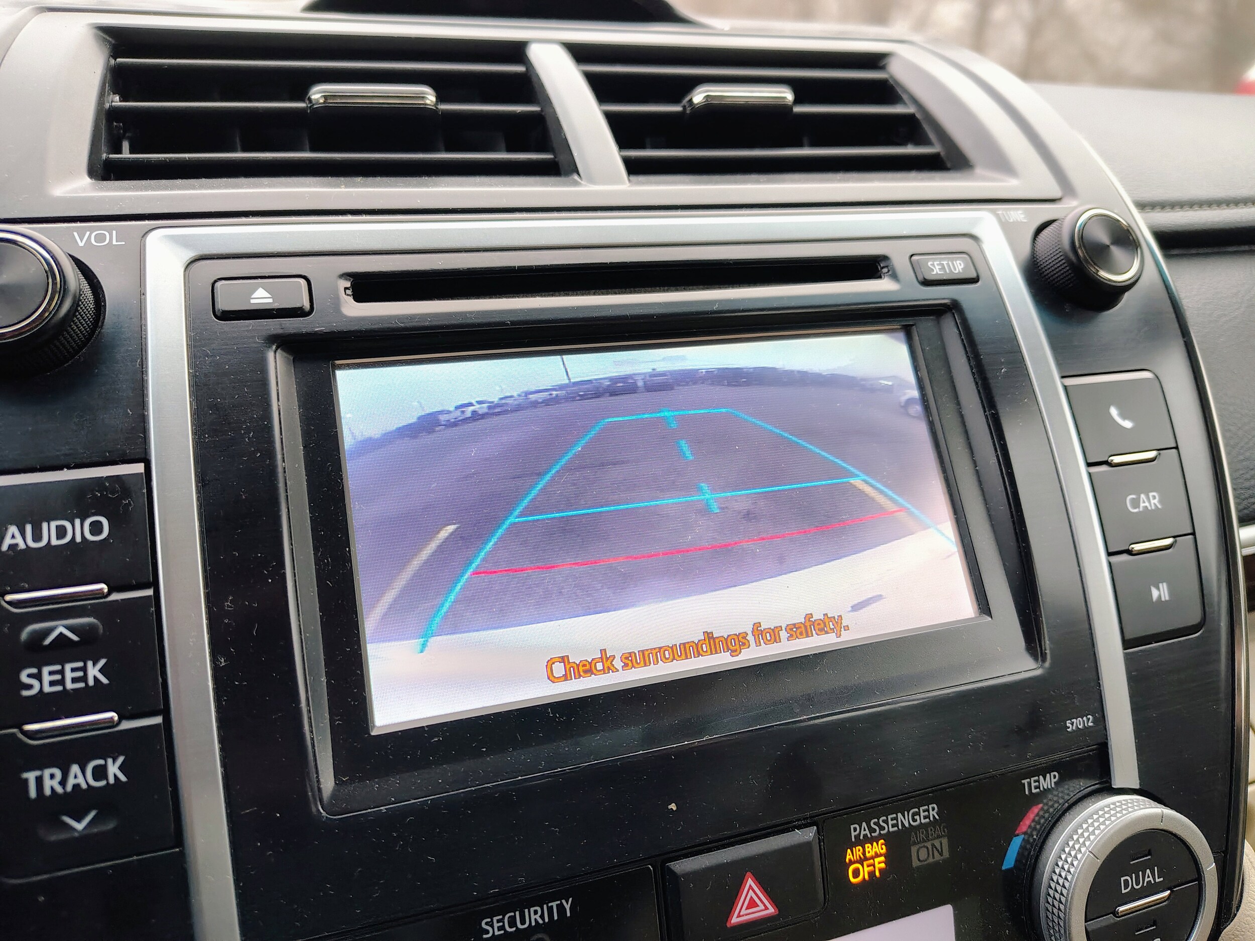 2012 Toyota Camry XLE photo 2