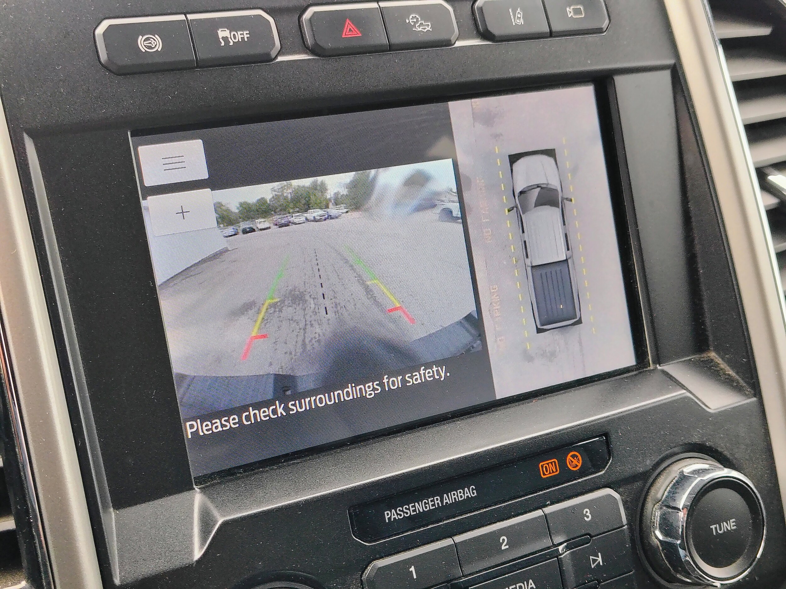2020 Ford F-350 Lariat photo 4