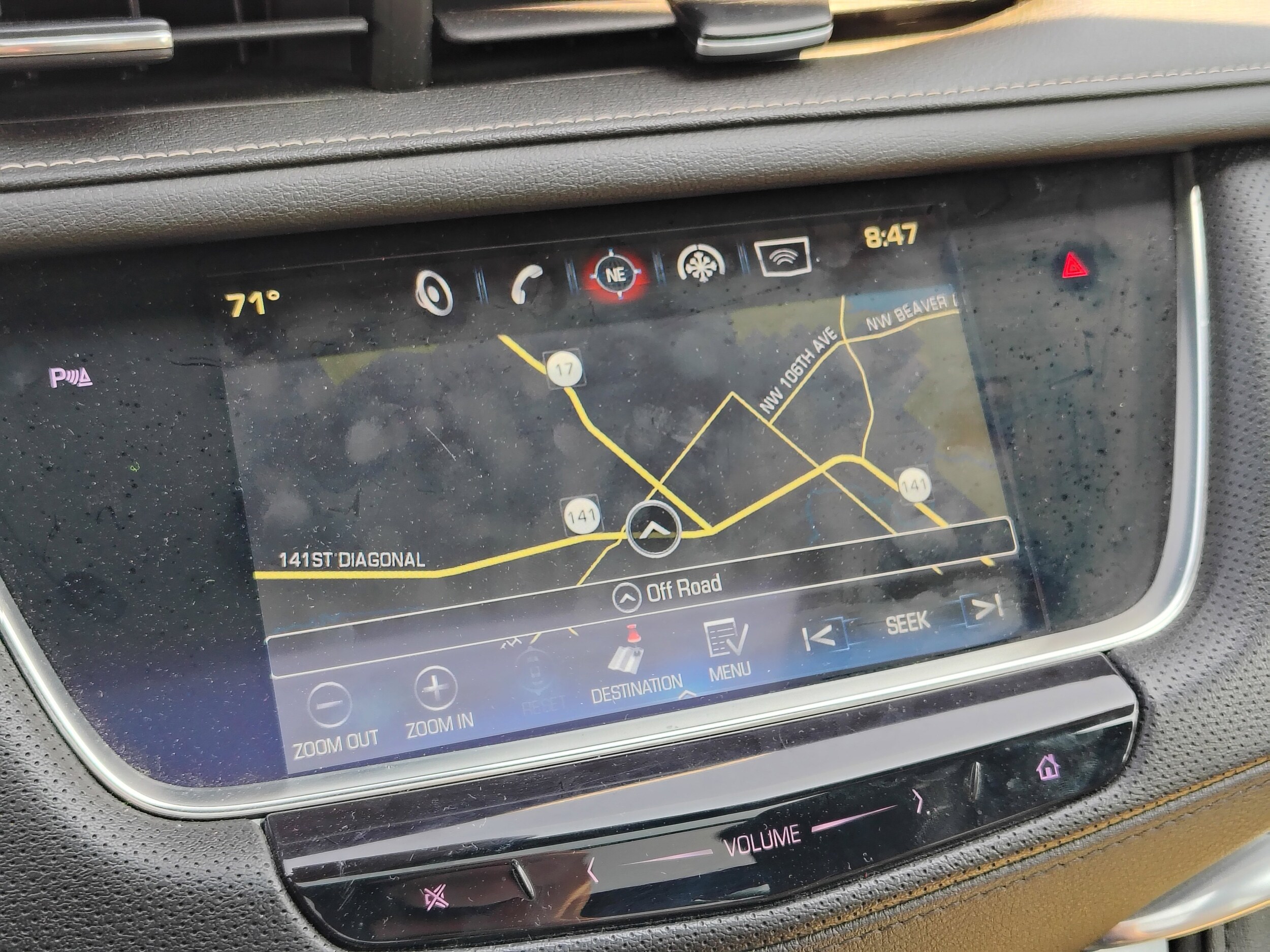 2018 Cadillac XT5 Premium Luxury photo 3