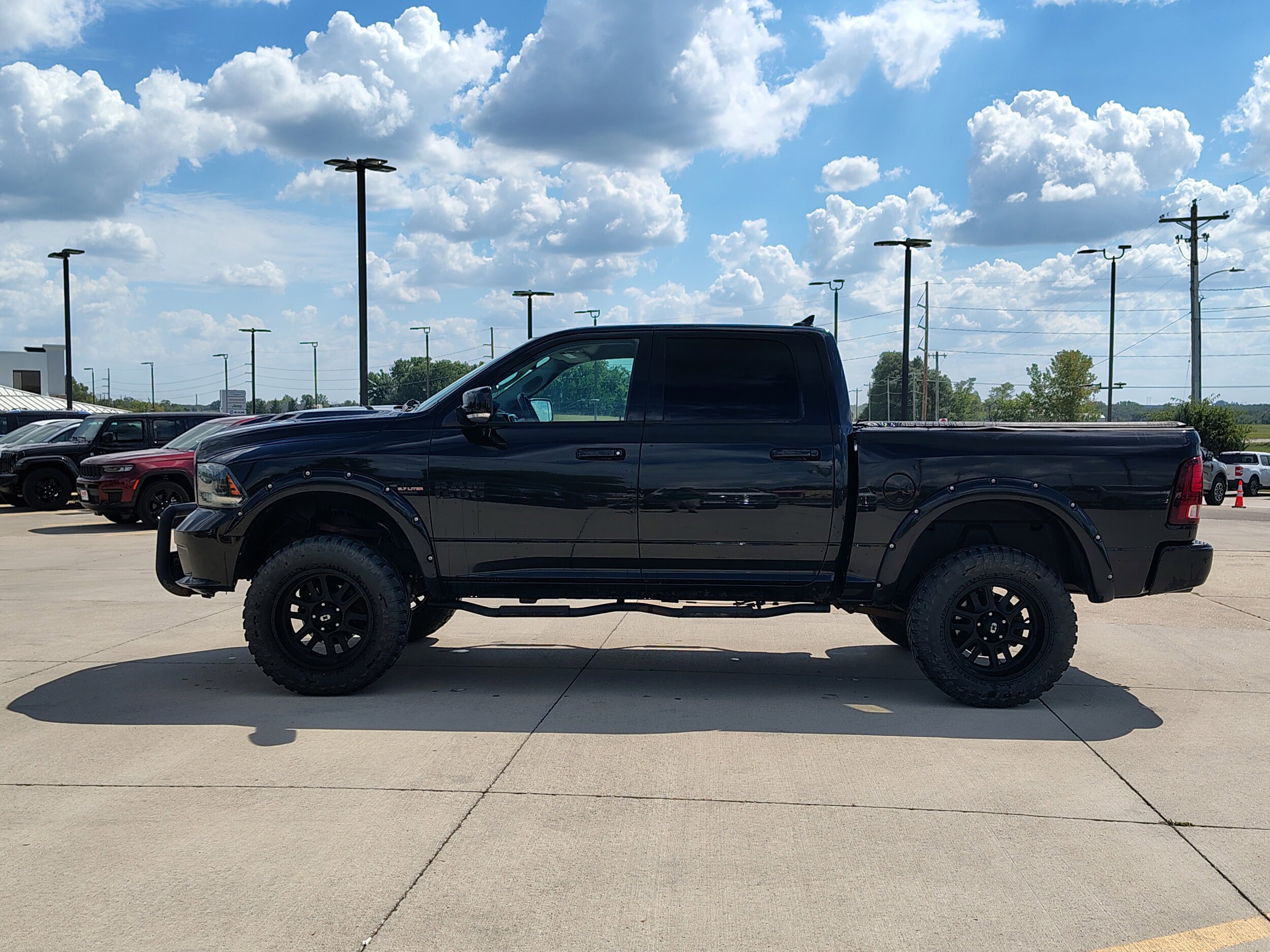 2015 Ram 1500 Sport photo 4