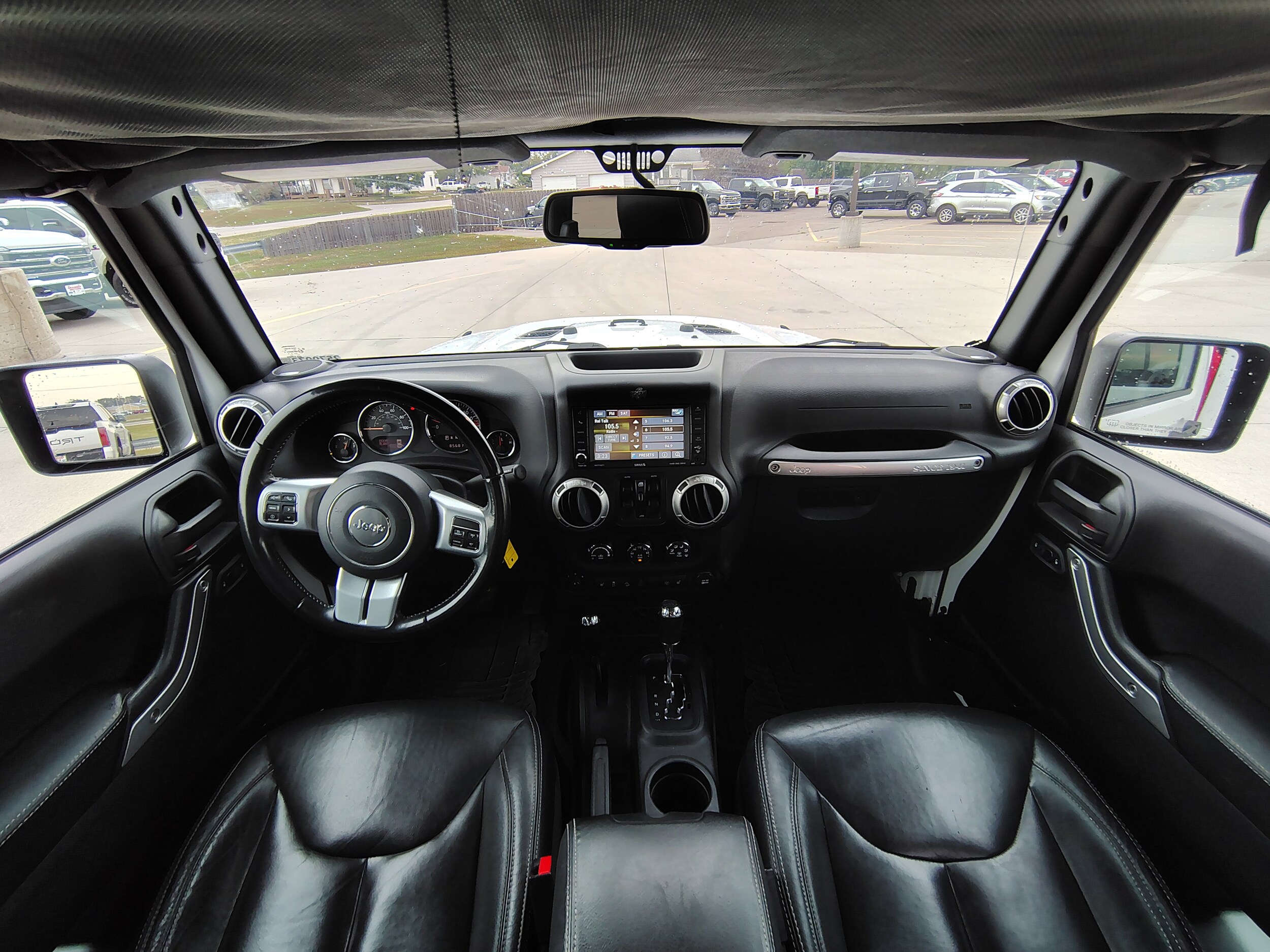2016 Jeep Wrangler Unlimited Rubicon Hard Rock photo 2