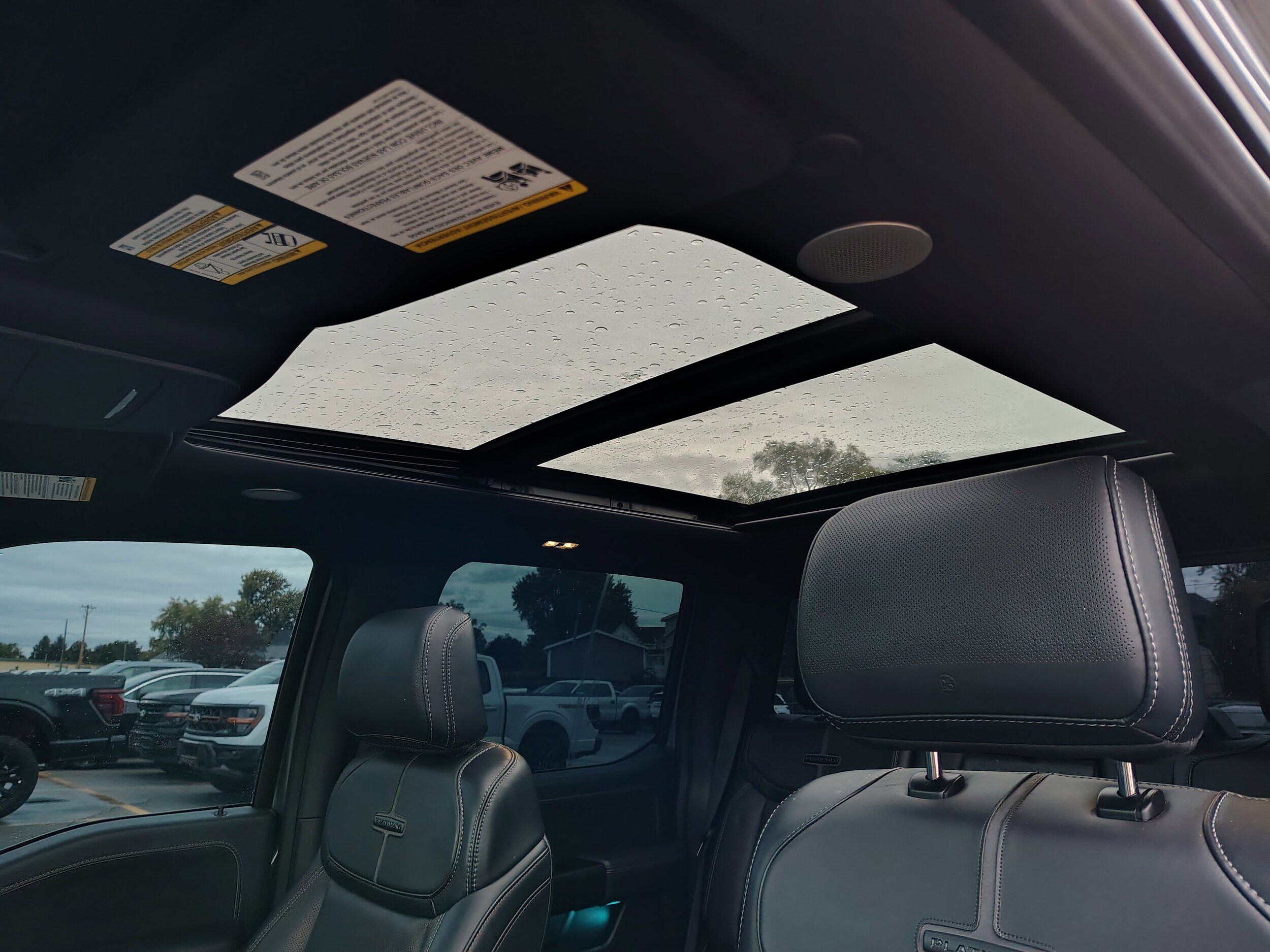 2023 Ford F-150 XLT photo 3