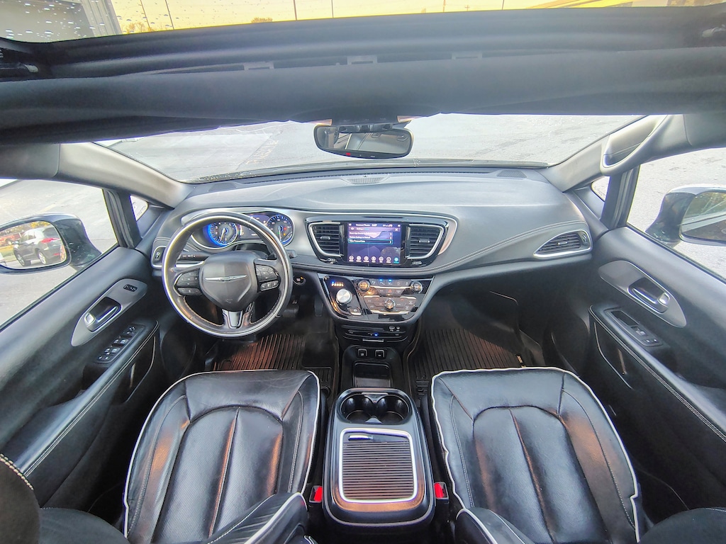 Used 2020 Chrysler Pacifica Limited Van