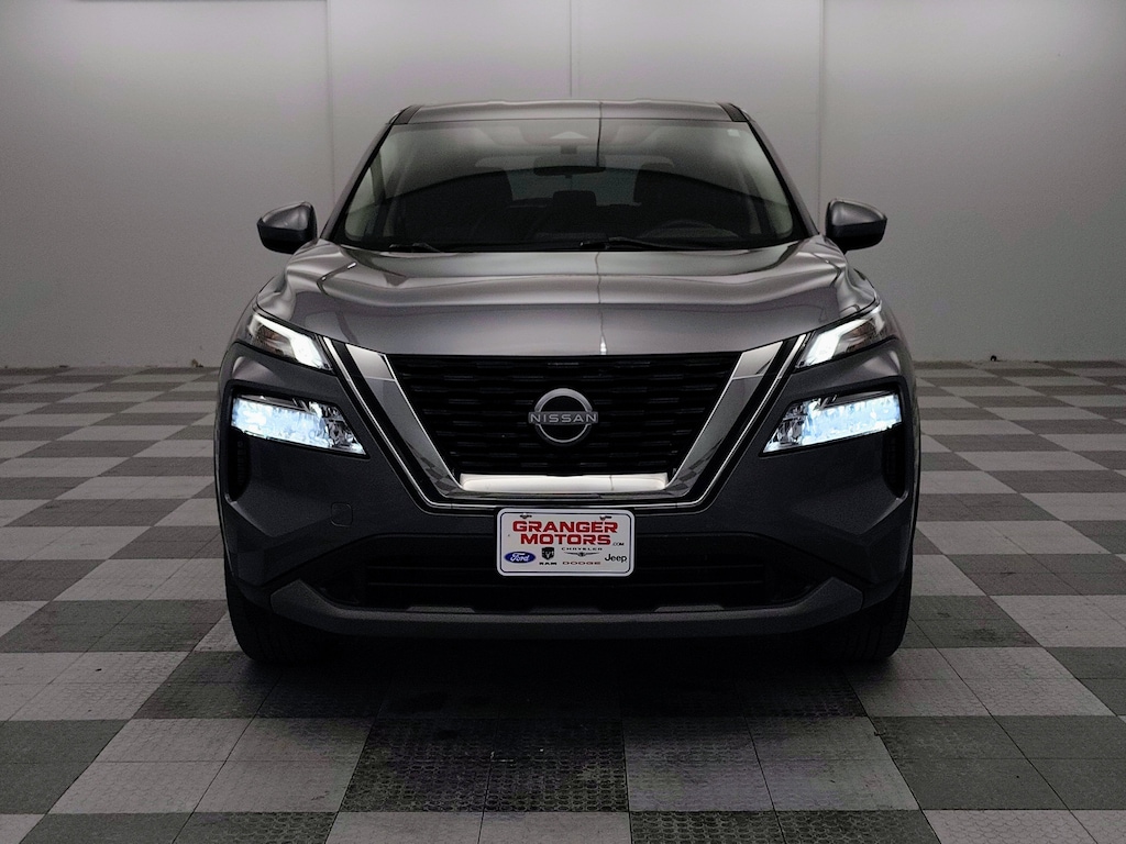 Used 2023 Nissan Rogue SV SUV