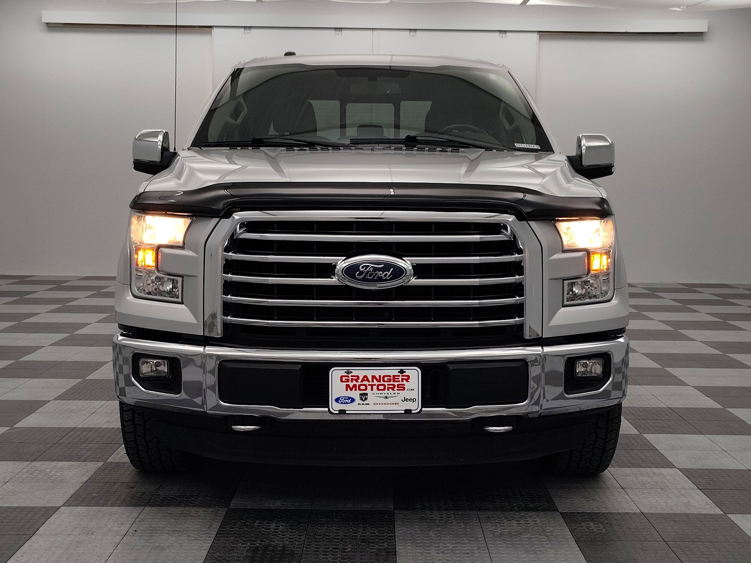 2016 Ford F-150 XLT photo 4
