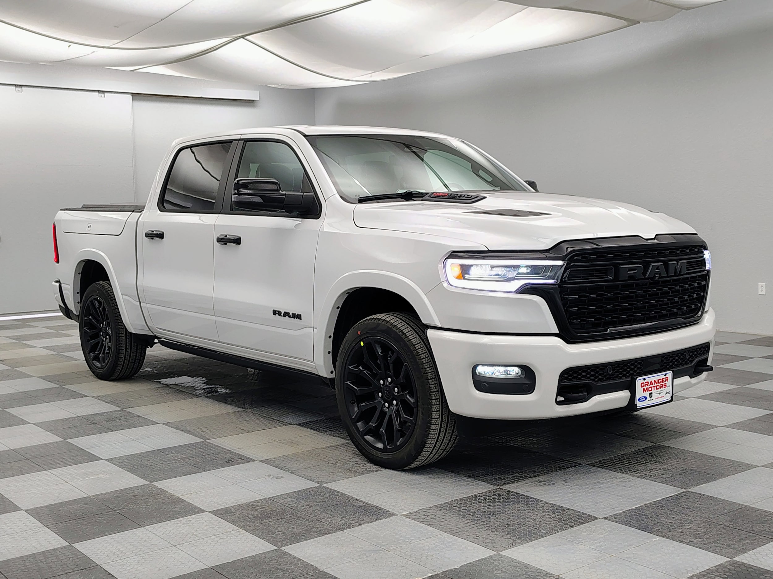 2026 RAM Ram 1500 Pickup Limited's photo
