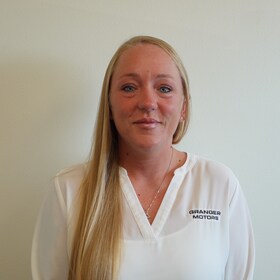 Staff member Britney Canon from ID_e1db1796ffd9