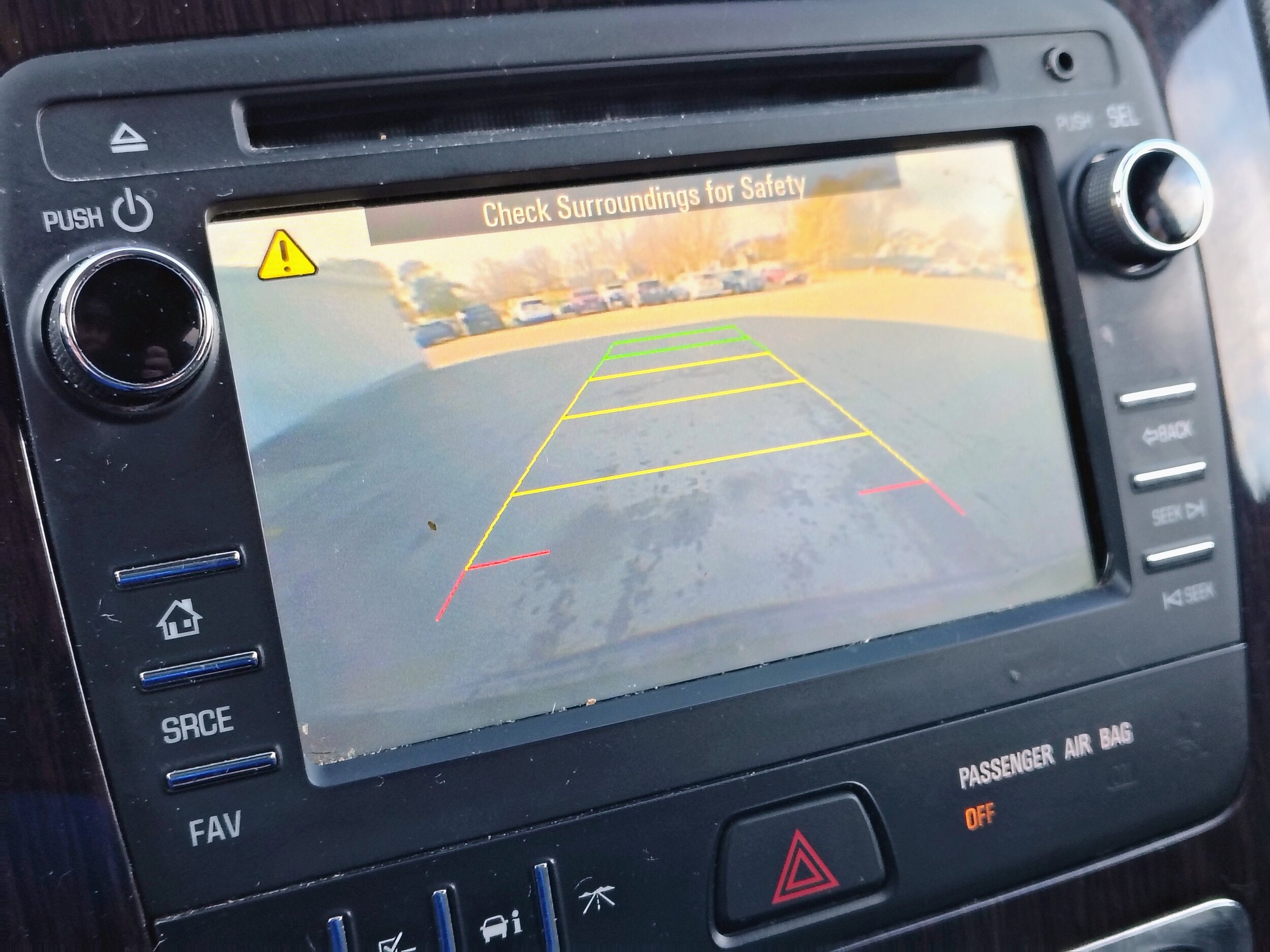 2017 Chevrolet Traverse 2LT photo 3