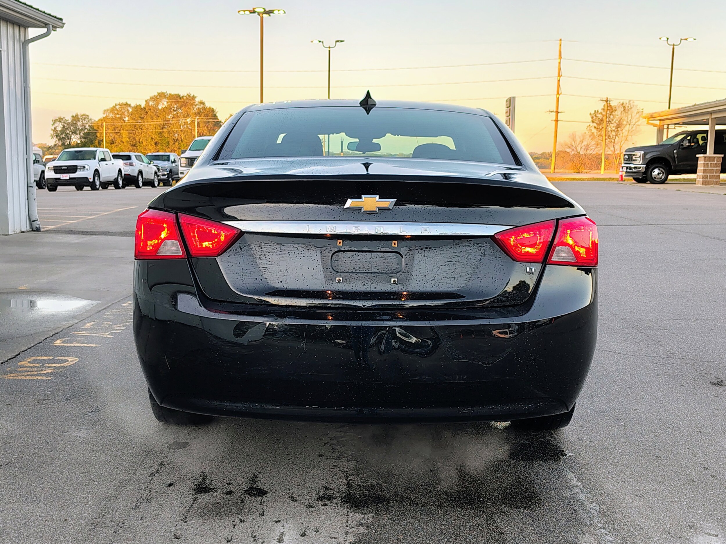 2017 Chevrolet Impala 1LT photo 3