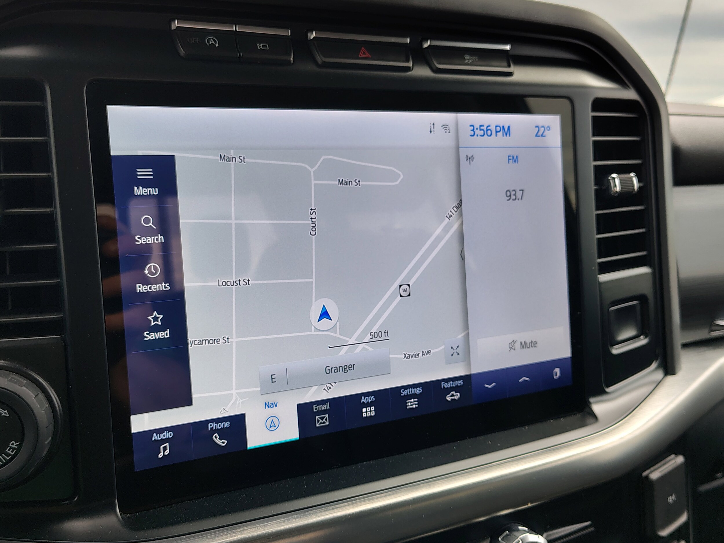 2021 Ford F-150 Lariat photo 3