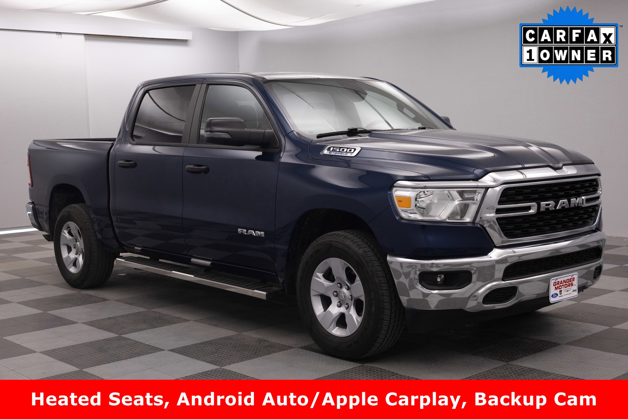 2023 RAM 1500 Big Horn/Lone Star 4x4 Crew Cab 5'7's photo