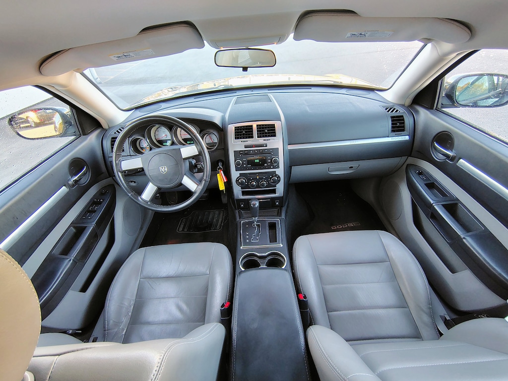 Used 2010 Dodge Charger SXT Car