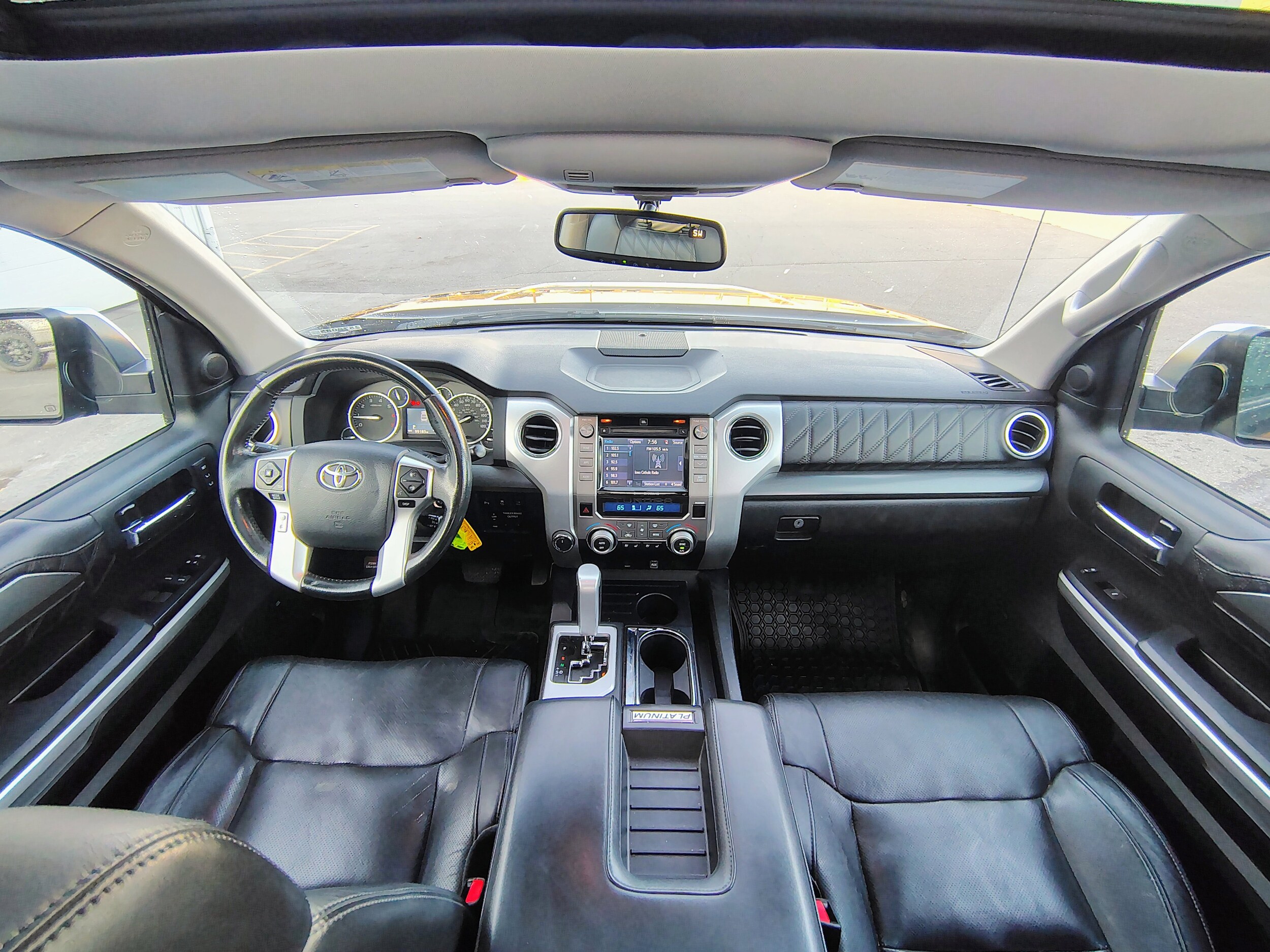 2017 Toyota Tundra Platinum photo 2