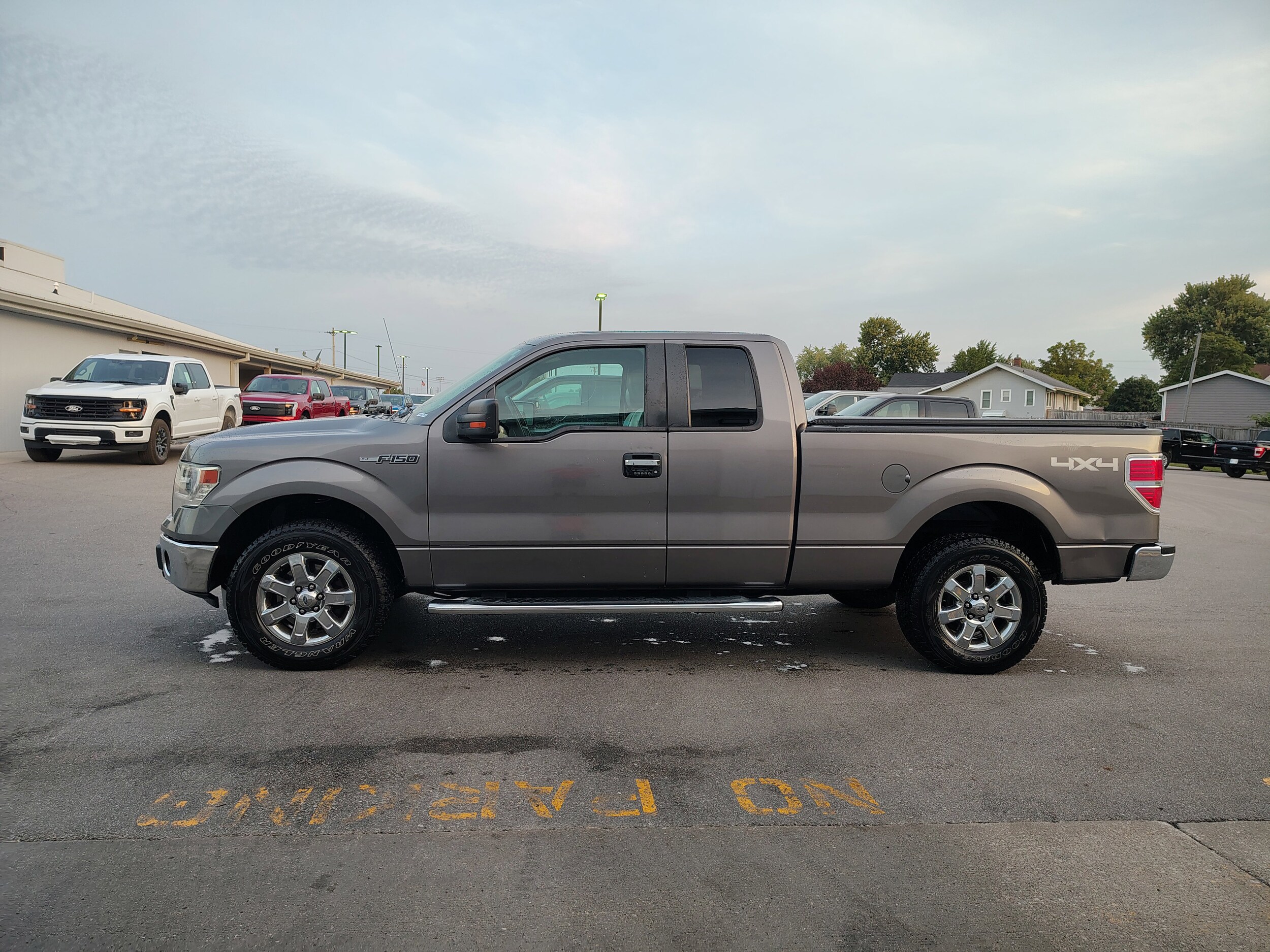 2014 Ford F-150 XLT photo 3