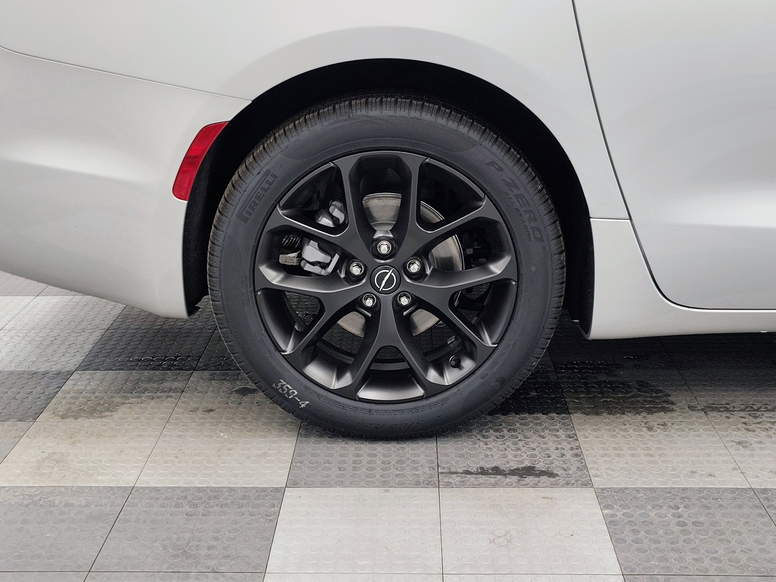 2026 Chrysler Pacifica Select - Photo 13