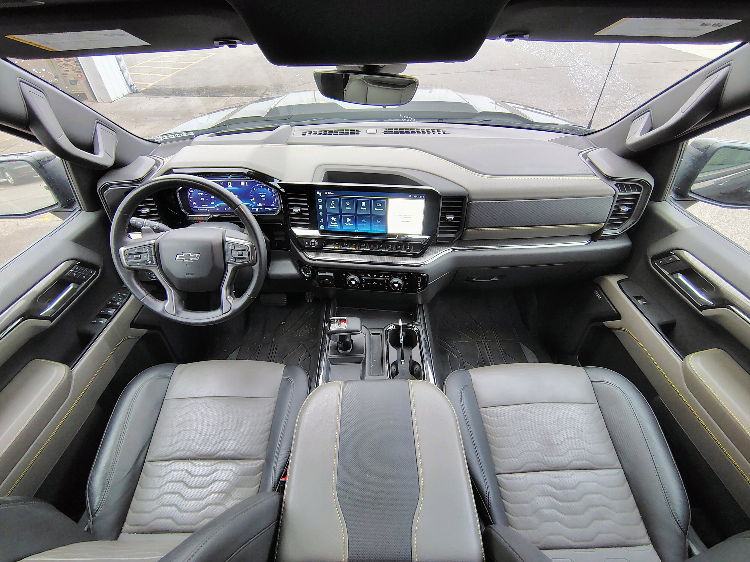 2023 Chevrolet Silverado 1500 ZR2 photo 2