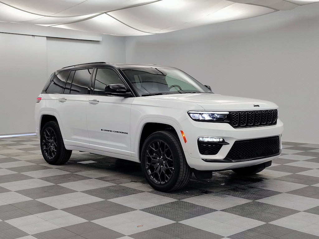 New 2025 Jeep Grand Cherokee Summit Reserve SUV